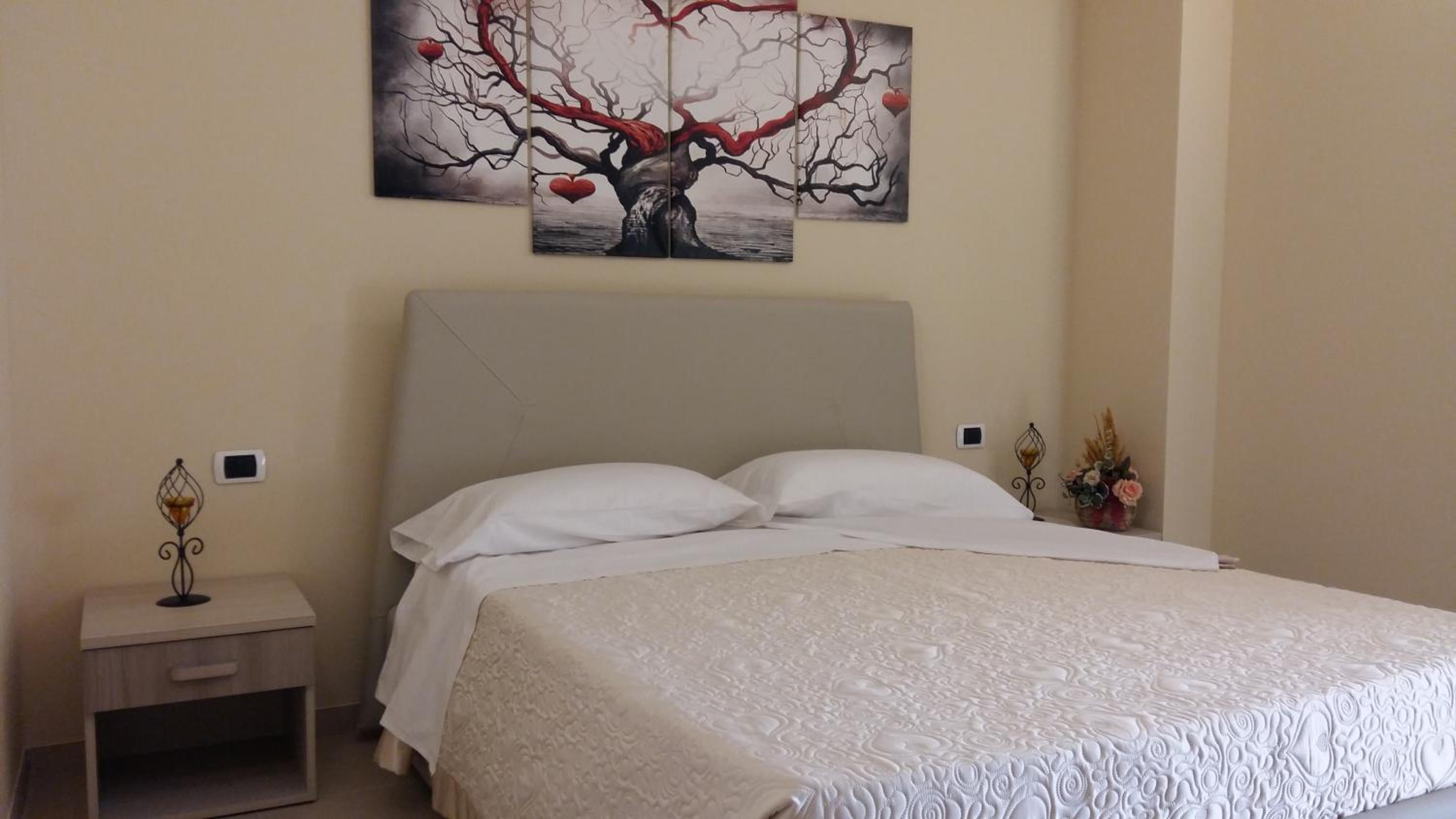 Double Room with Balcony photo 2