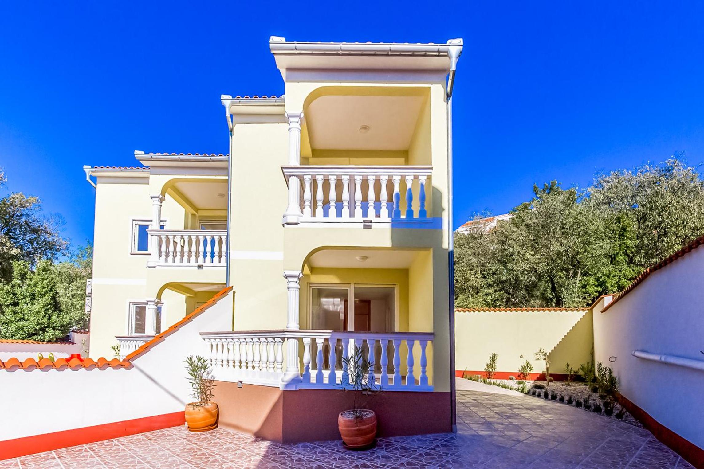 Two-Bedroom Villa - Photo 28