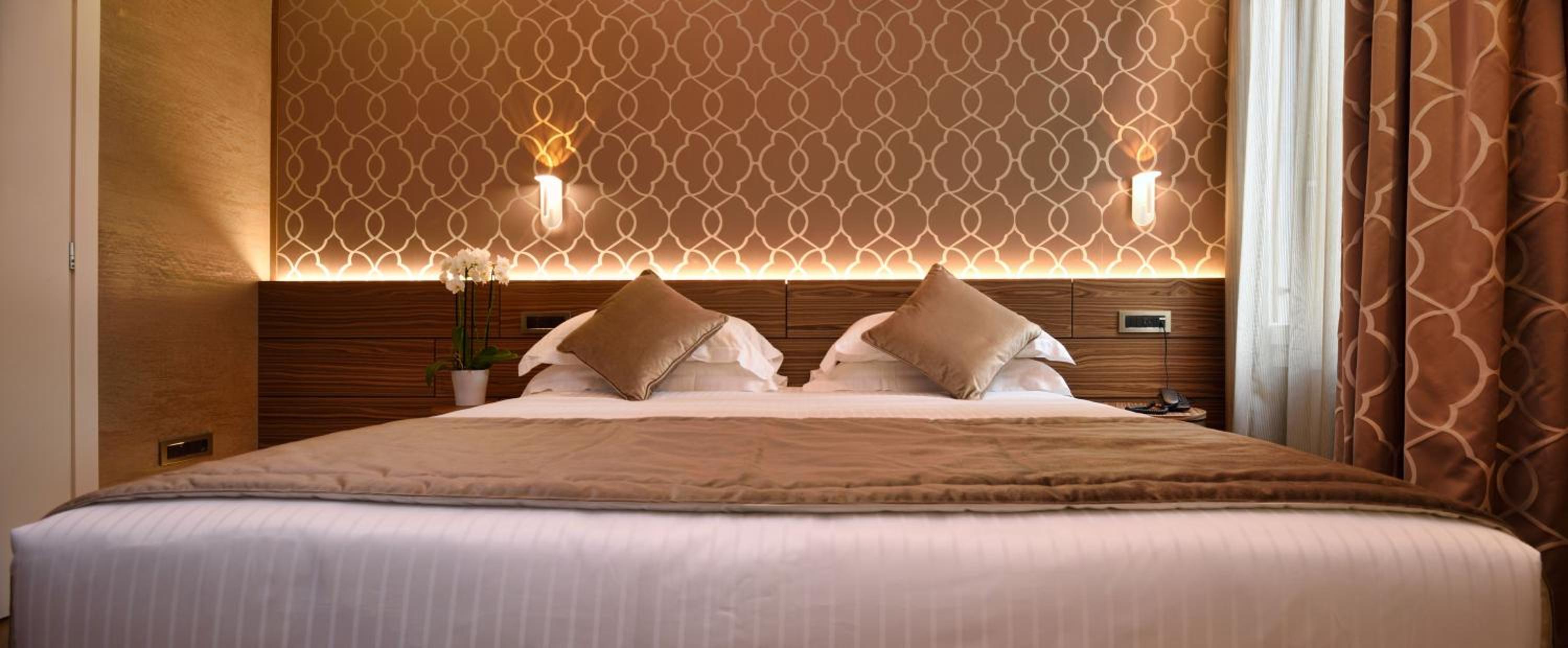 Superior Double Room - Photo 8