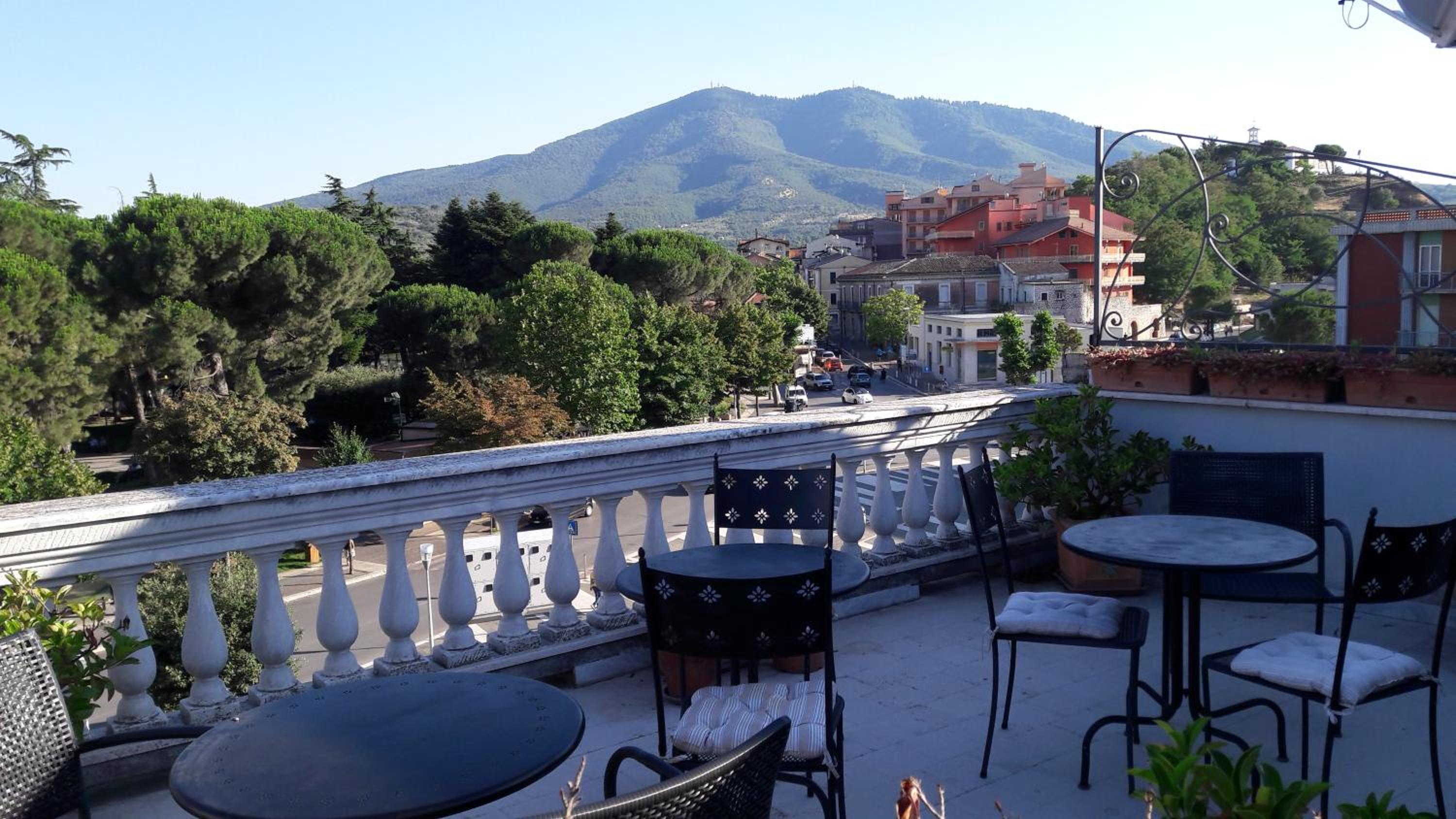 Double Room with Balcony (3 Adults) photo 2