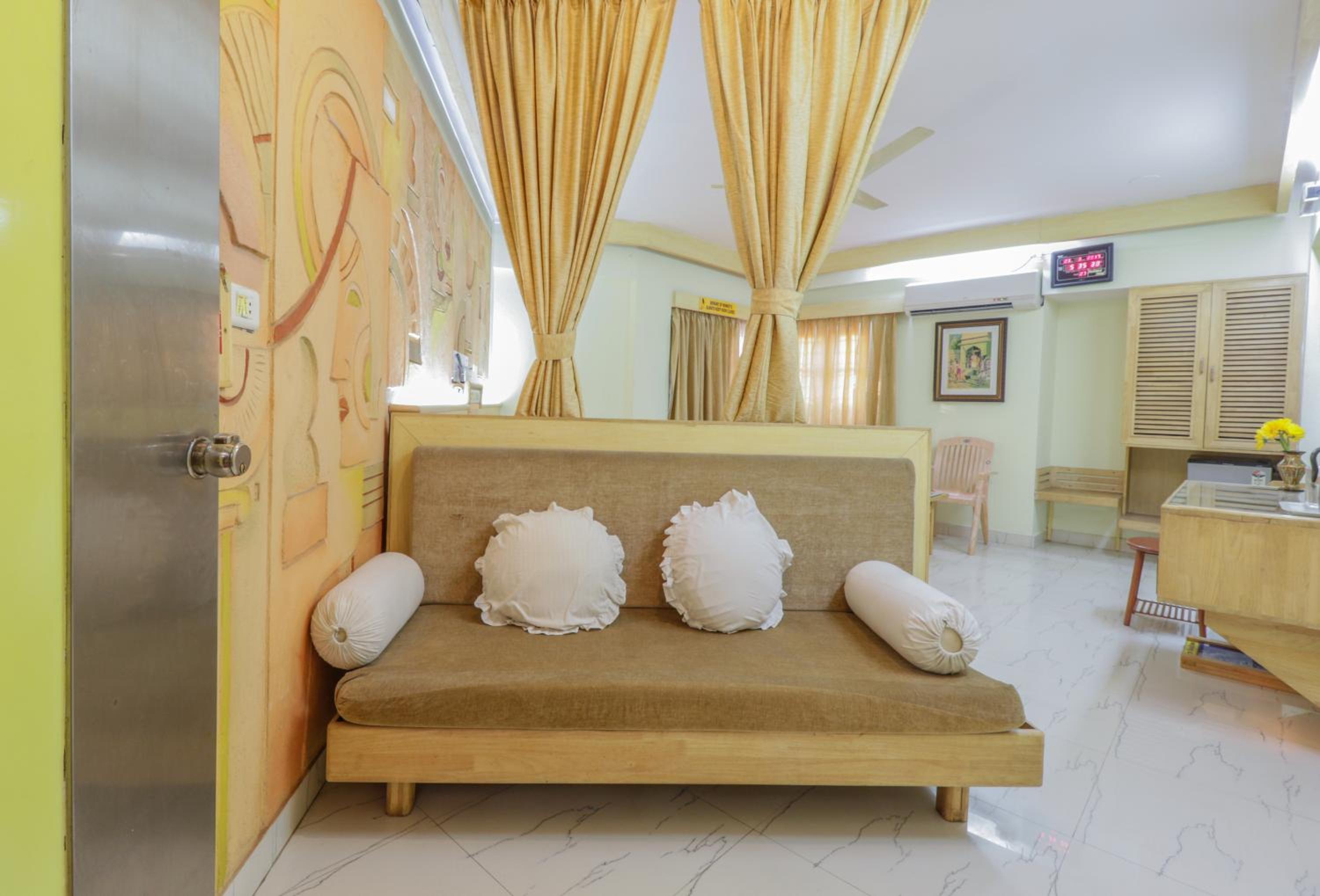 Super Deluxe Double Room - Photo 8