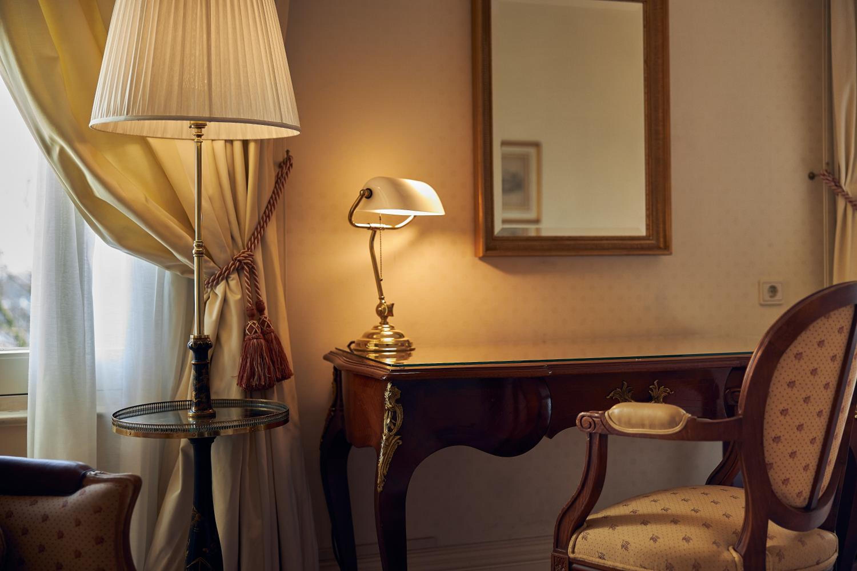 Premium Twin Room with City View, InterContinental Amstel Amsterdam