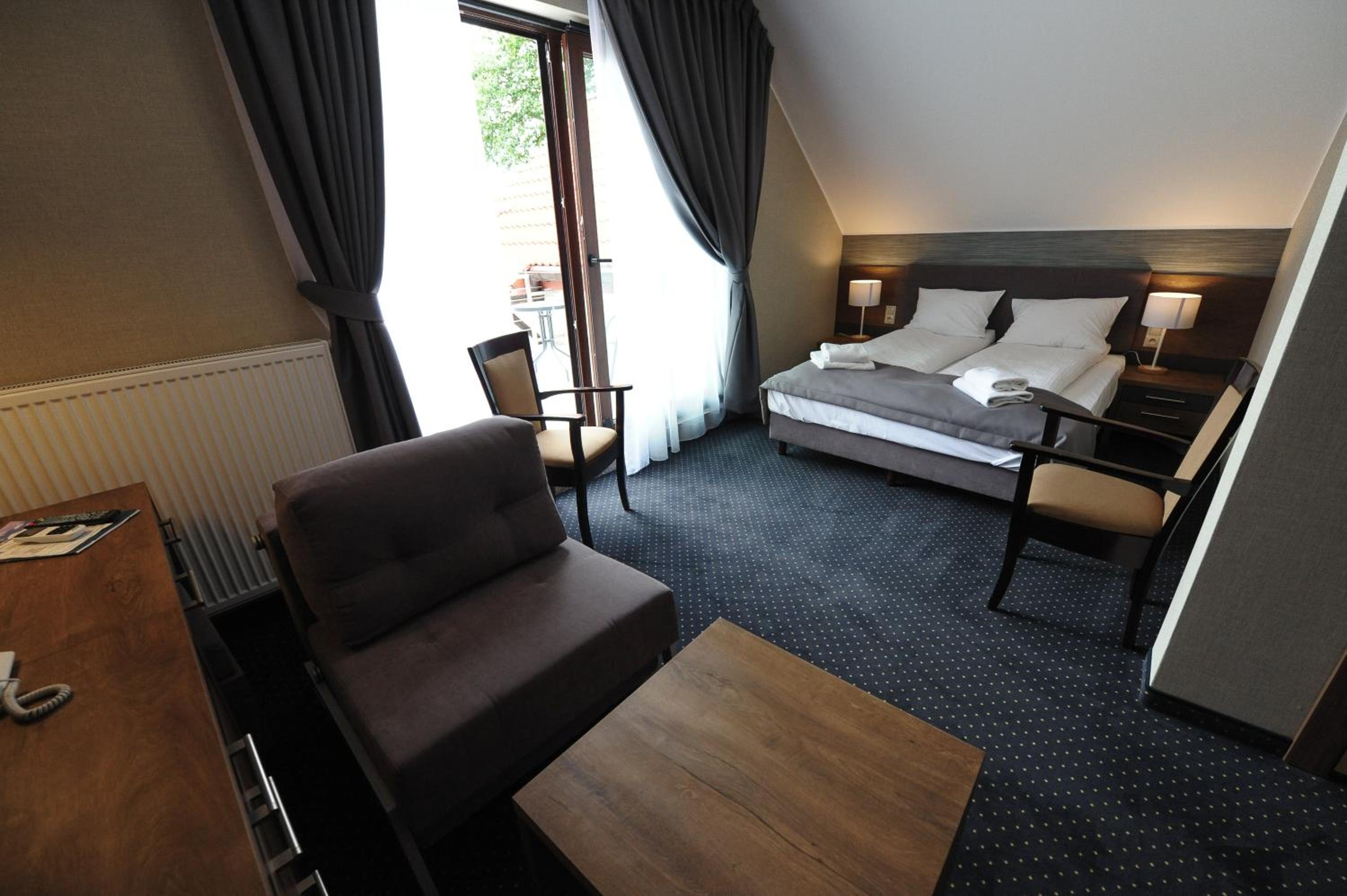 Deluxe Double Room with Balcony photo 1