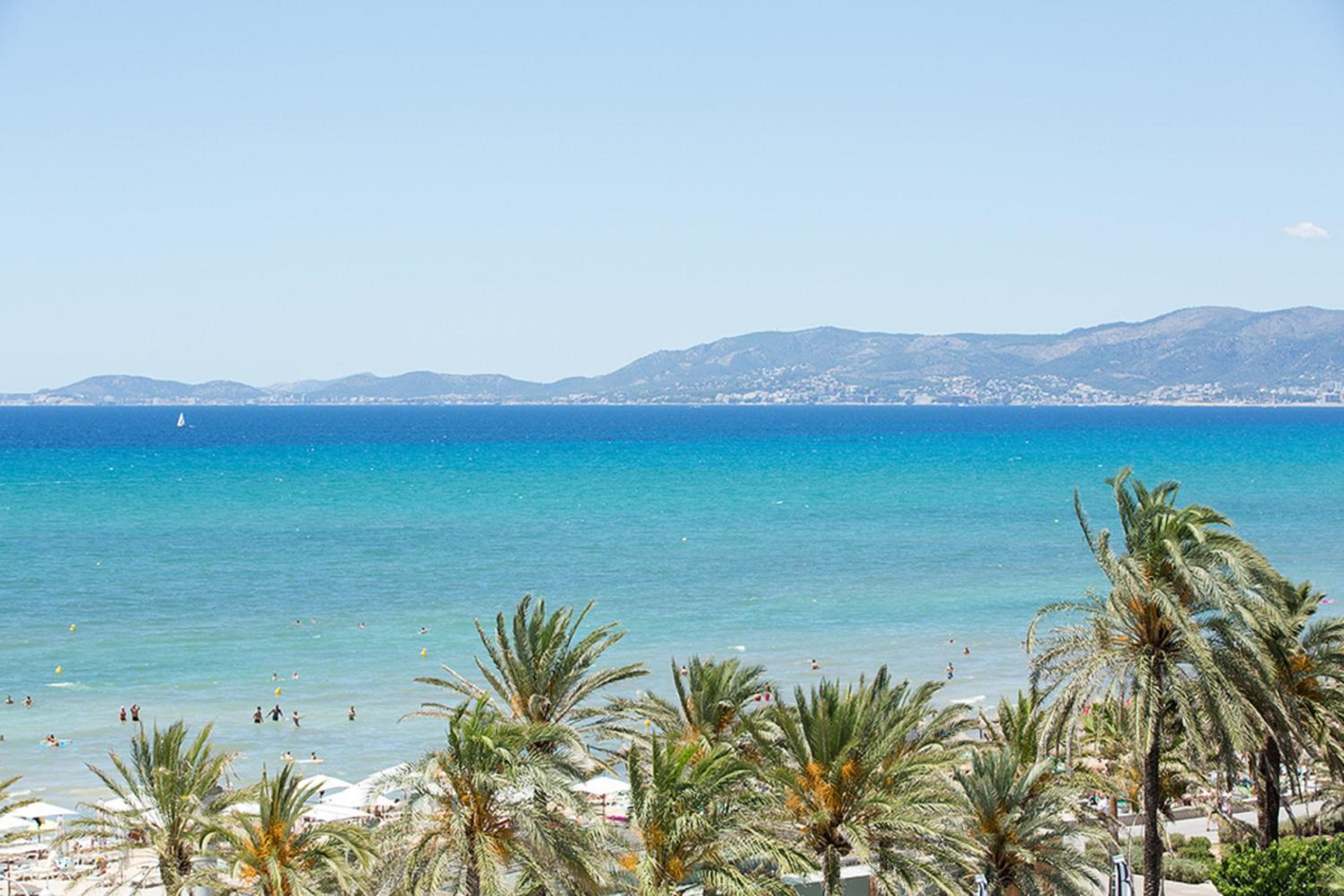 Double Room with Direct Sea View - Photo 10