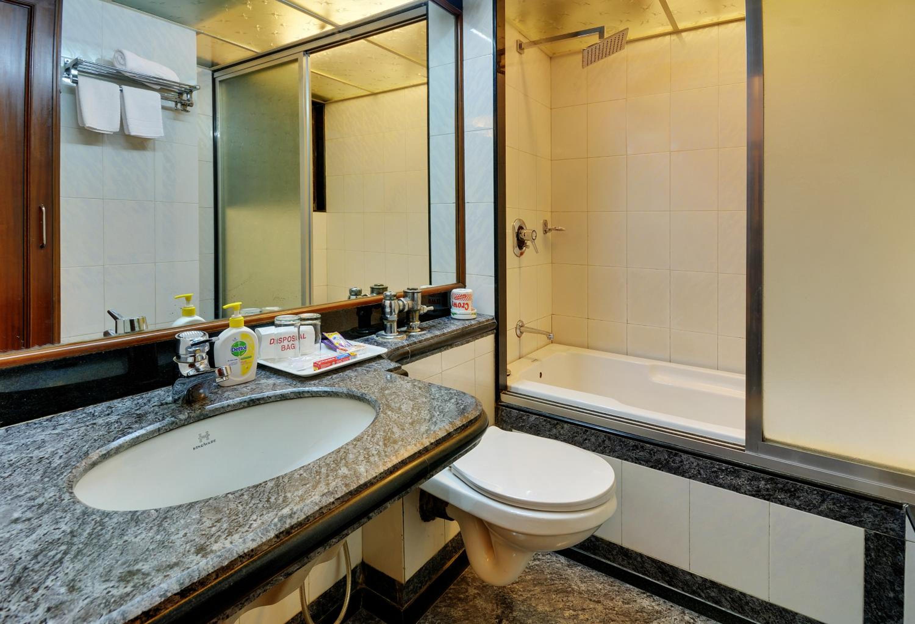 Superior Double or Twin Room - Photo 4