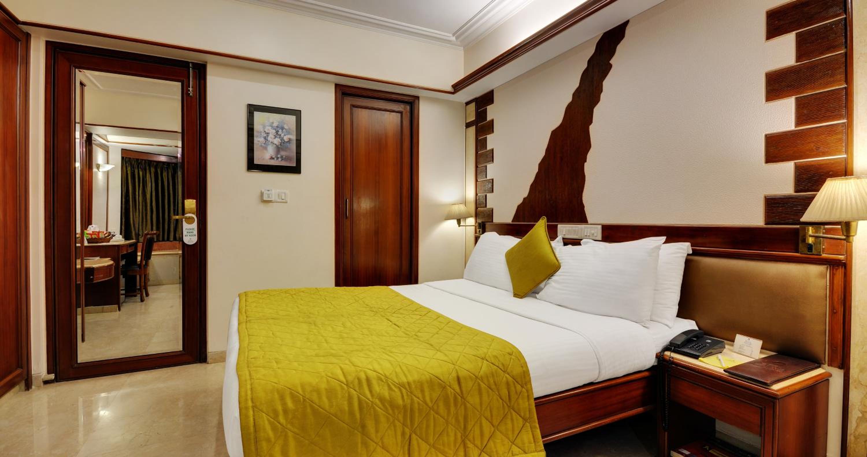 Deluxe Double or Twin Room - Photo 2