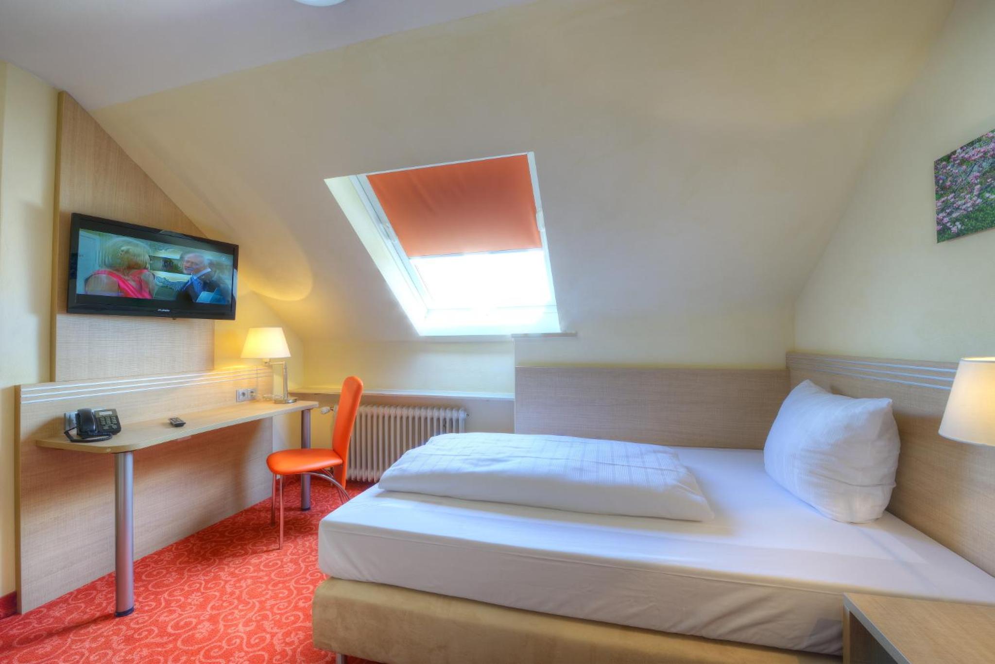 Single Room photo 1