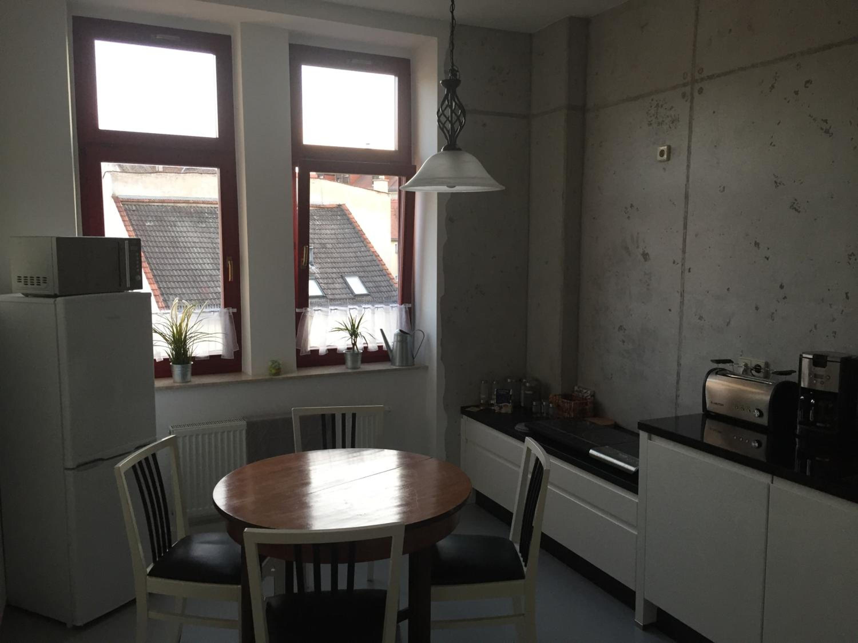 Two-Bedroom Apartment - Photo 11