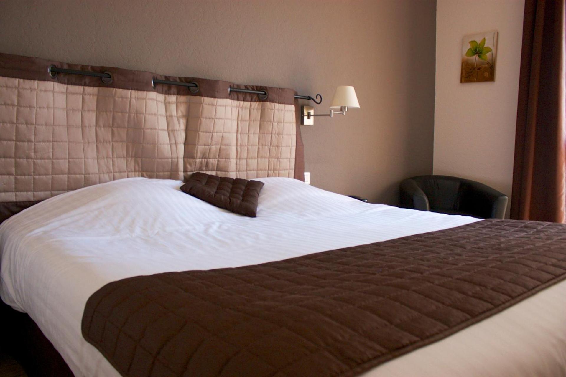 Double or Twin Room photo 3