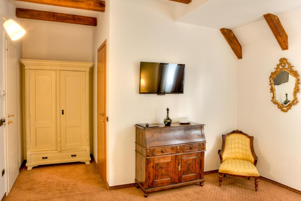 Double Room - Photo 31