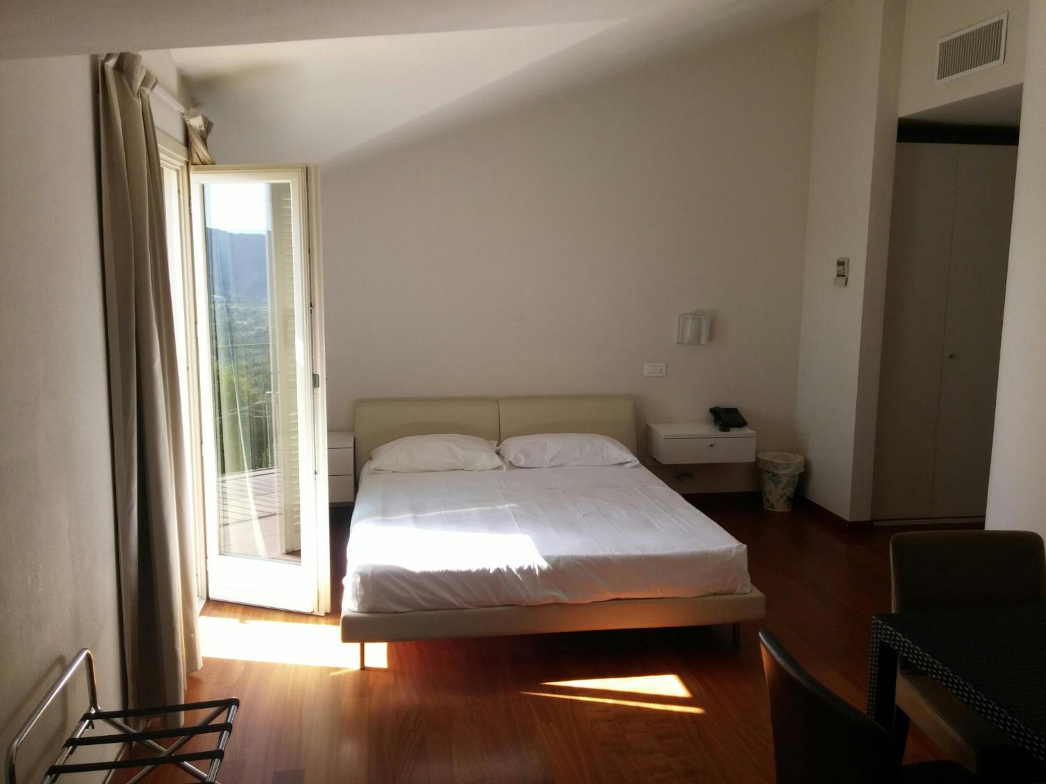 Quadruple Room photo 2