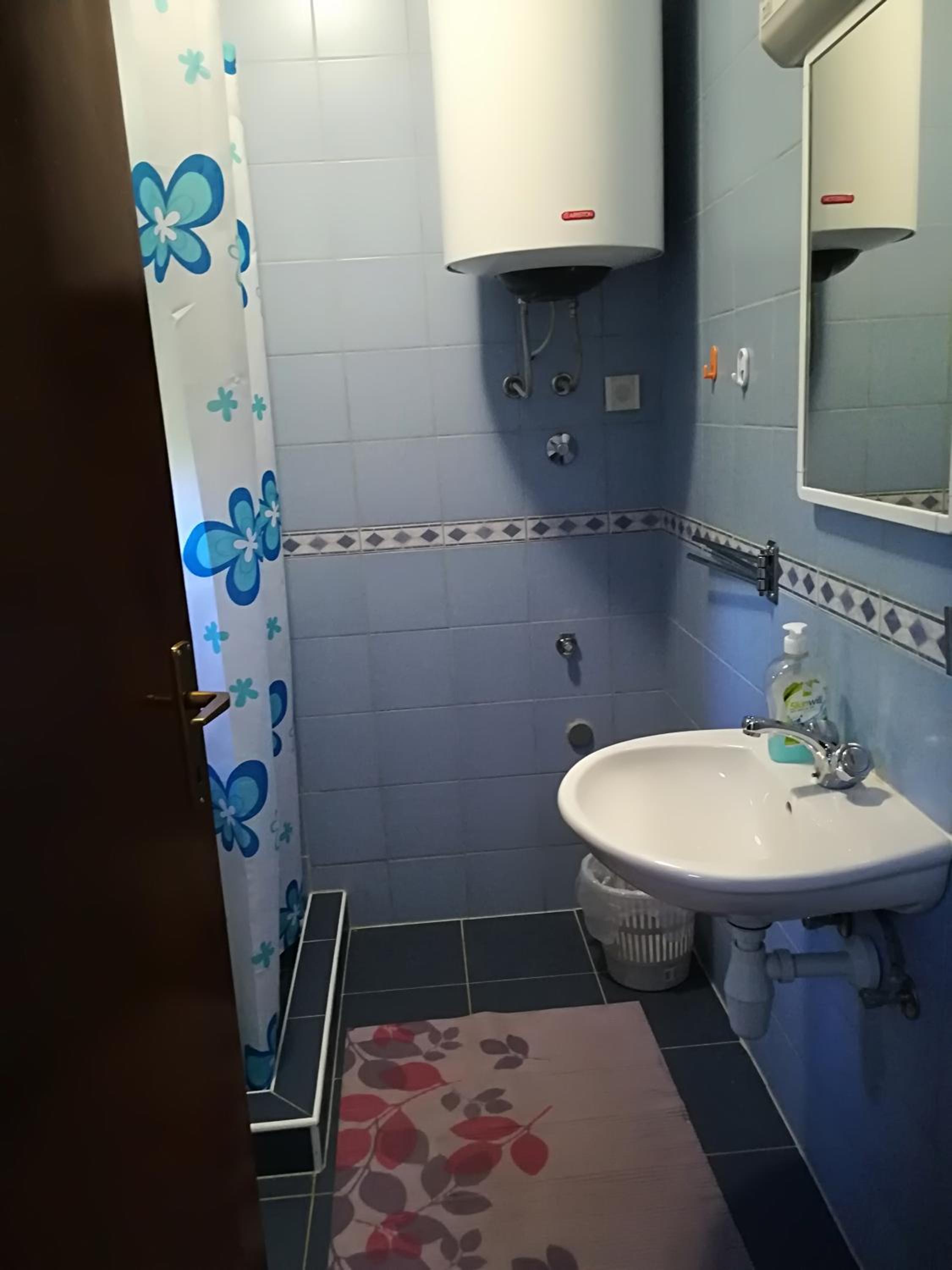 Double Room with Private External Bathroom photo 1