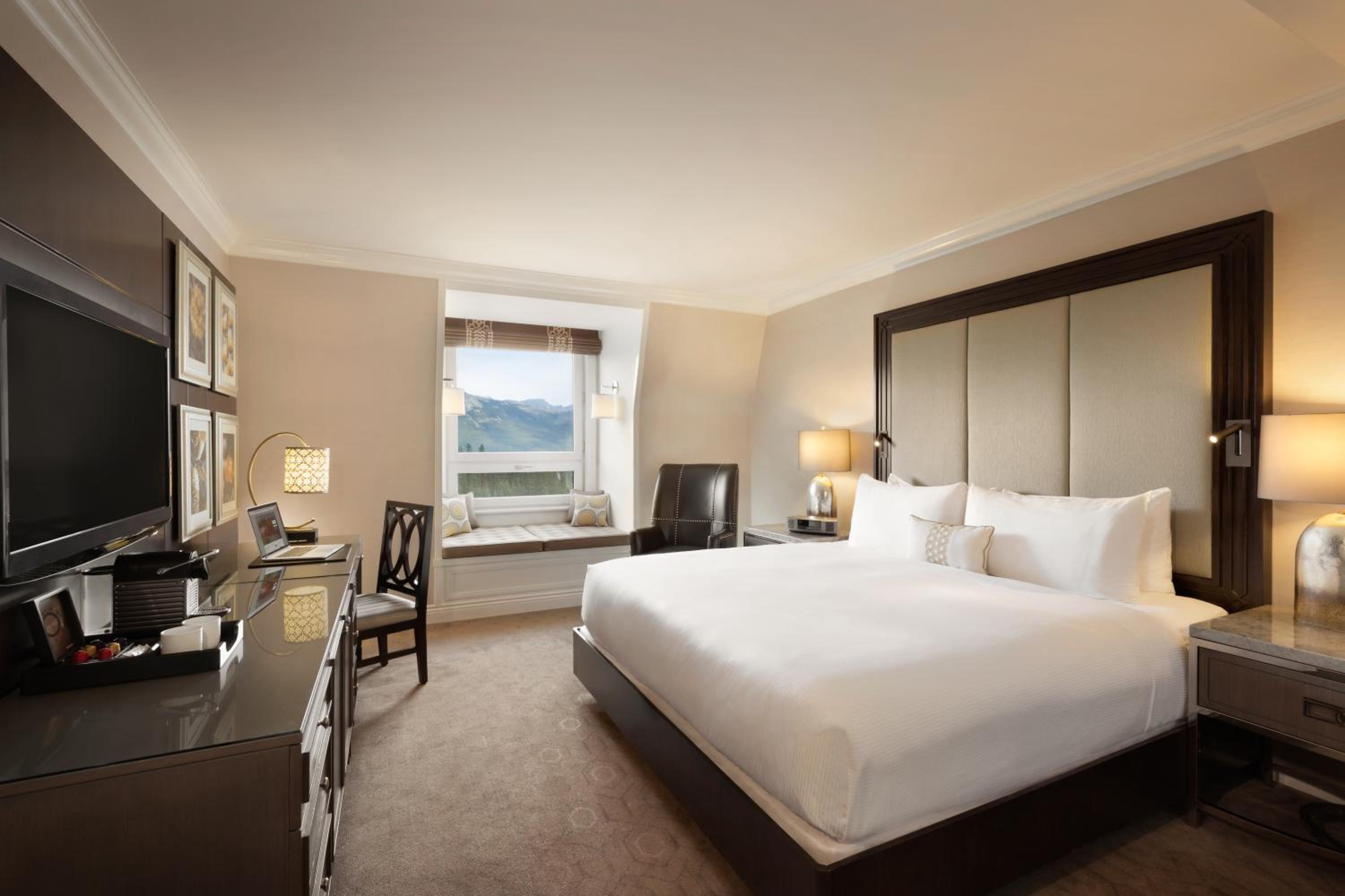 Fairmont Gold King Room