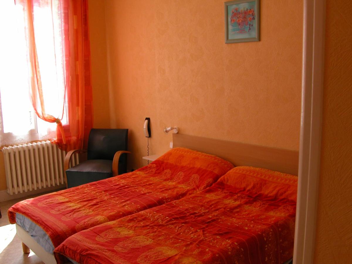 Studio Apartment photo 3