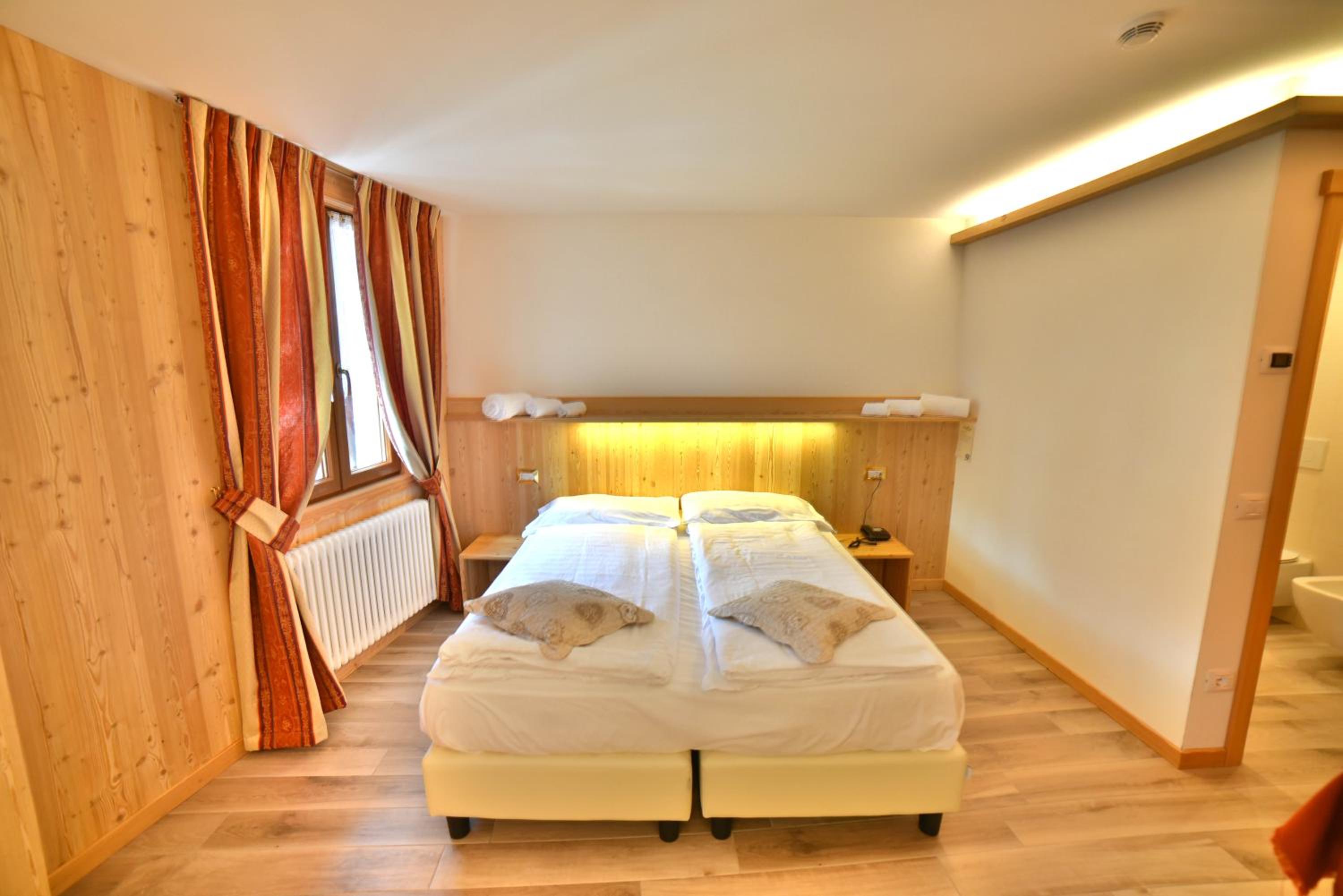 Double or Twin Room photo 1