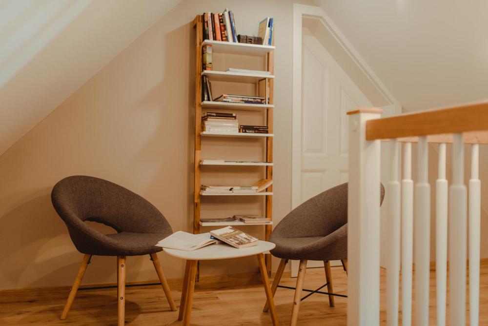 Apartment - Split Level photo 3