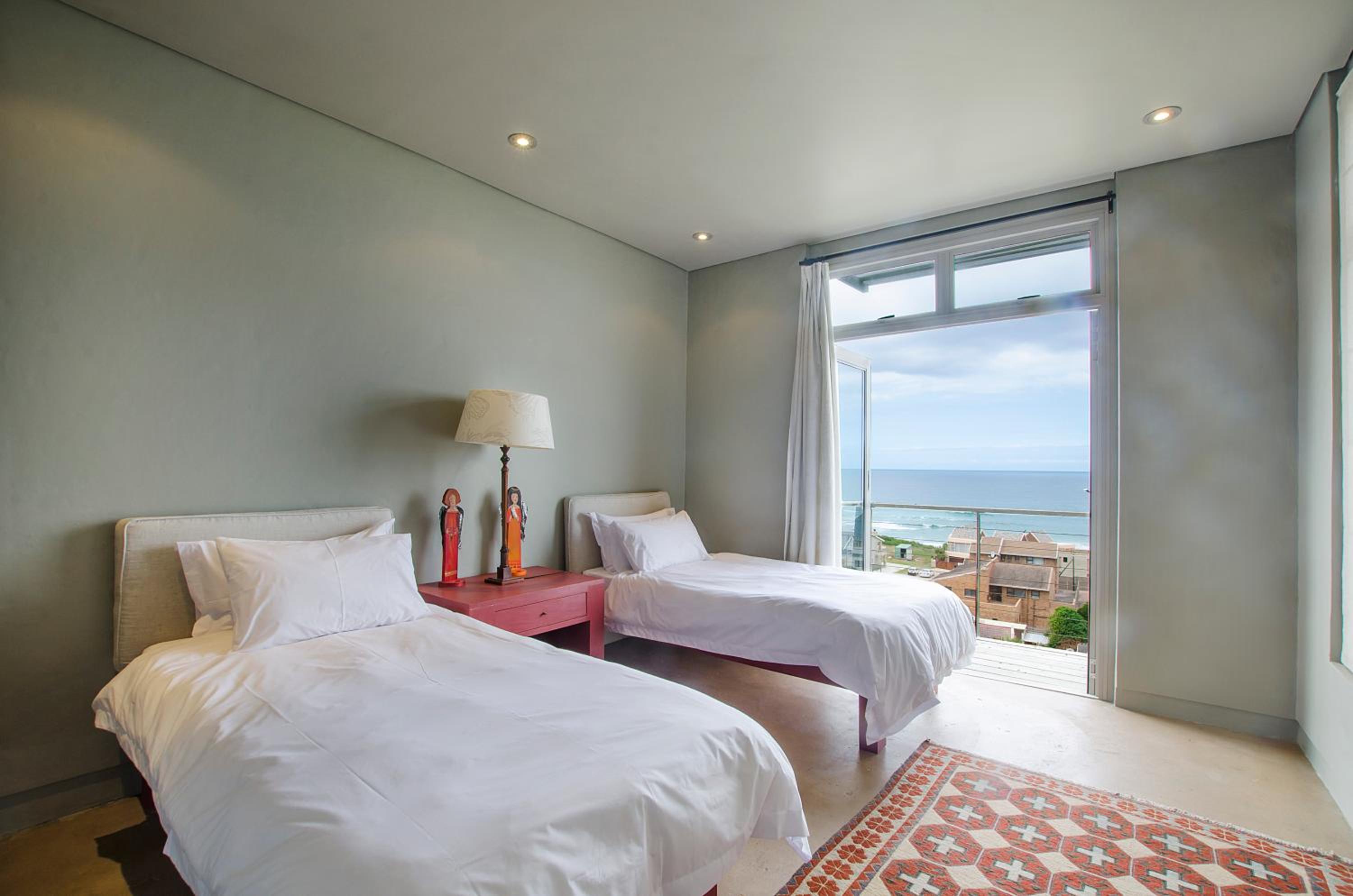 Twin Room with Sea View photo 1