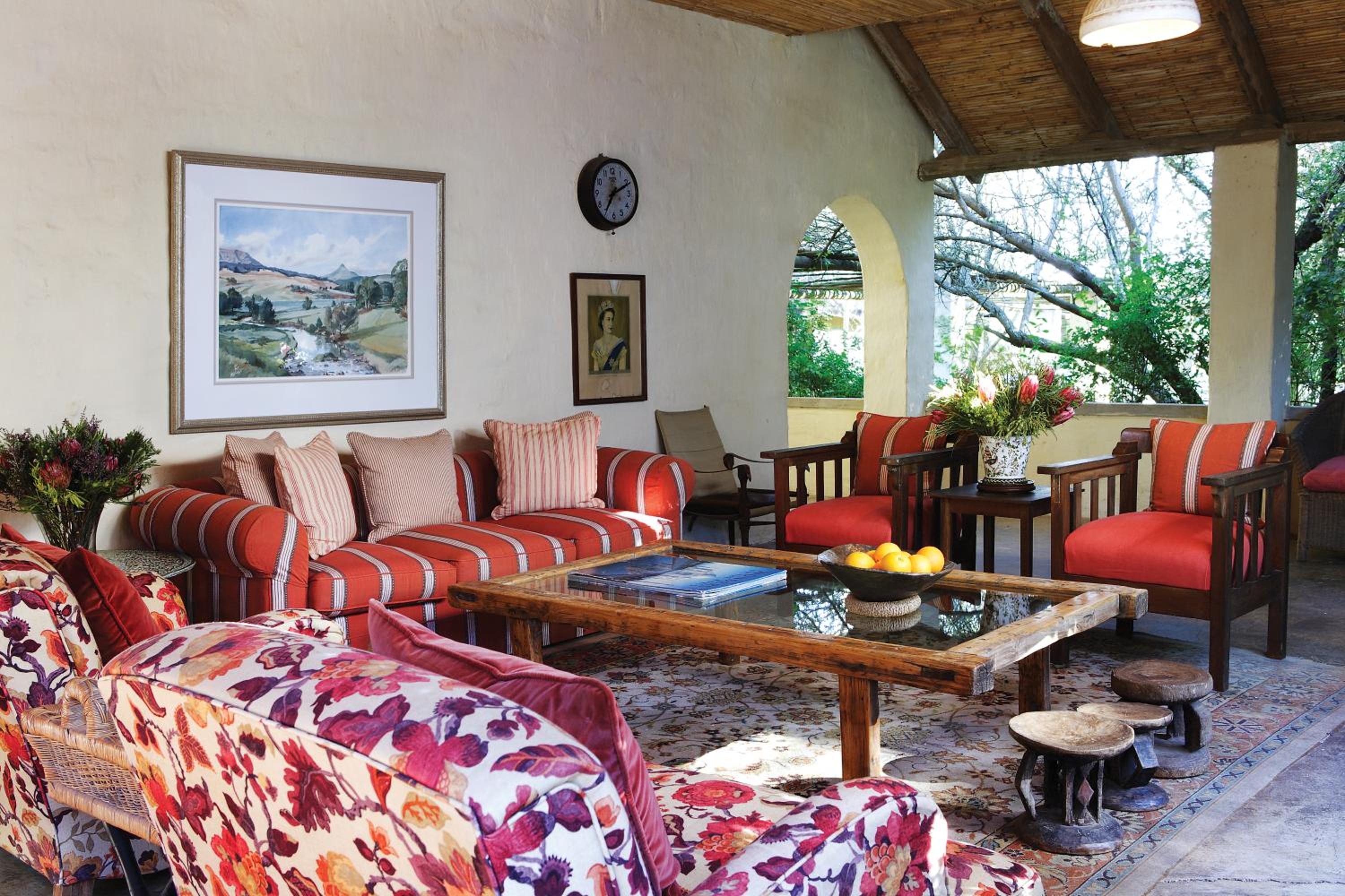Luxury Family Room photo 3