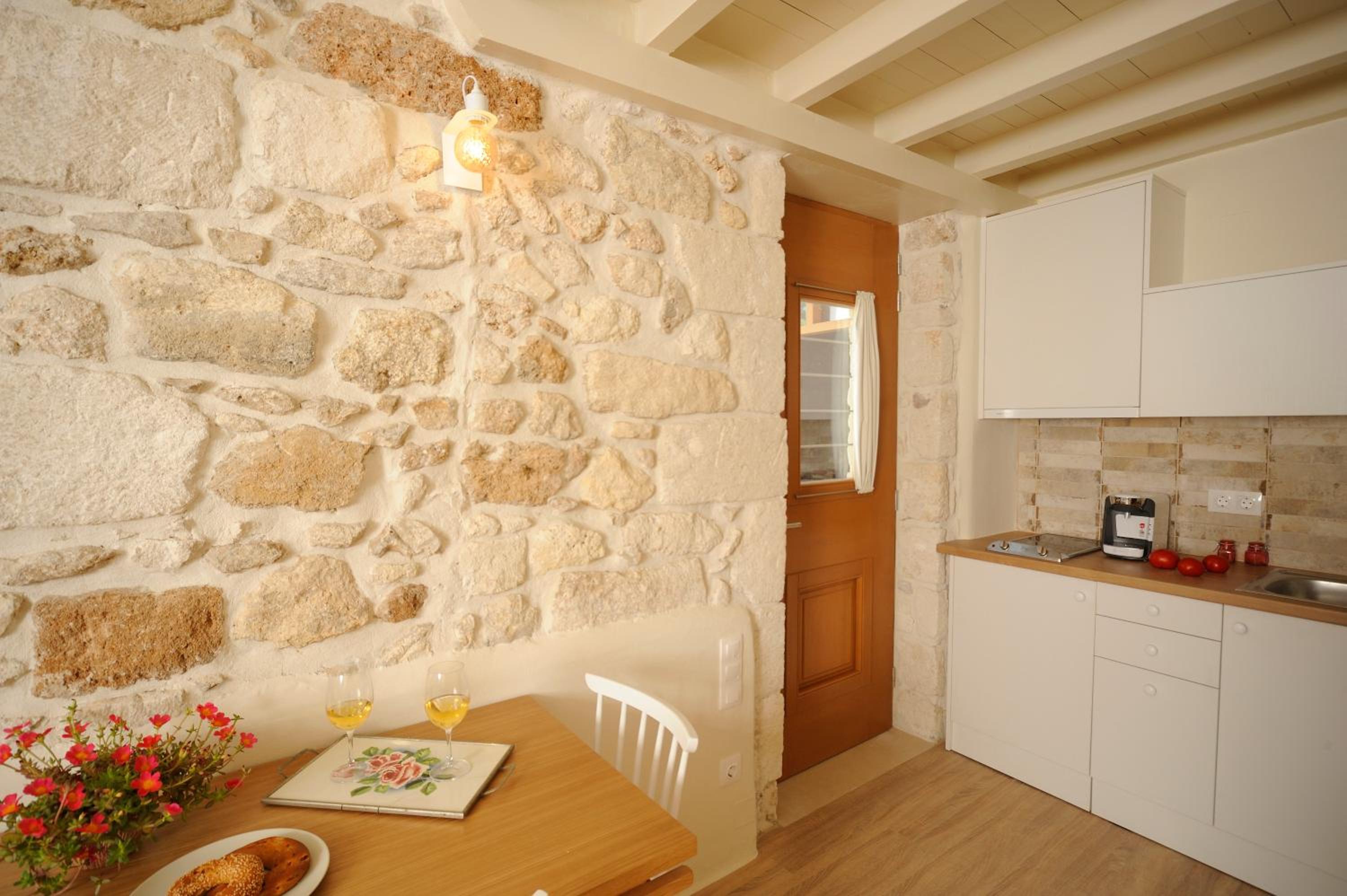 Maisonette photo 2