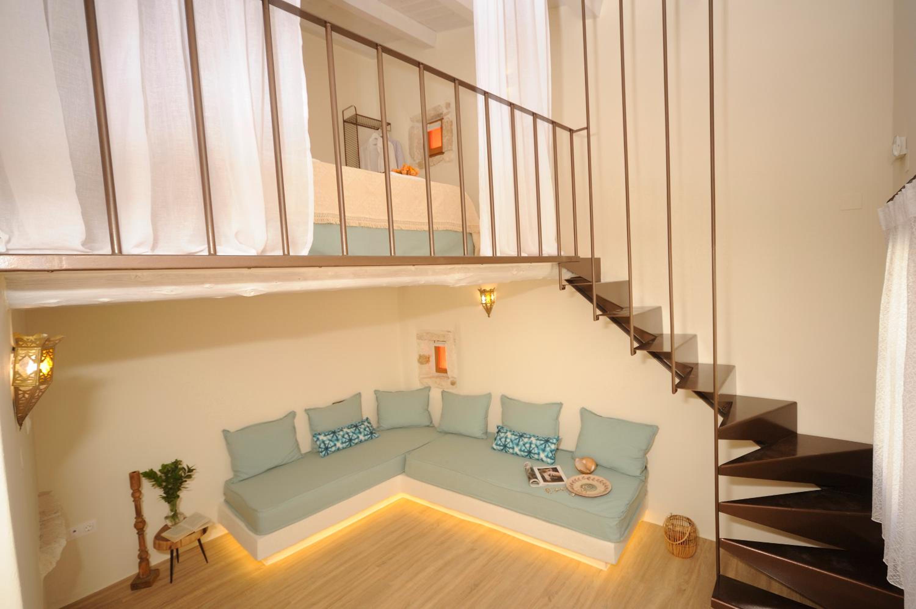 Maisonette photo 1