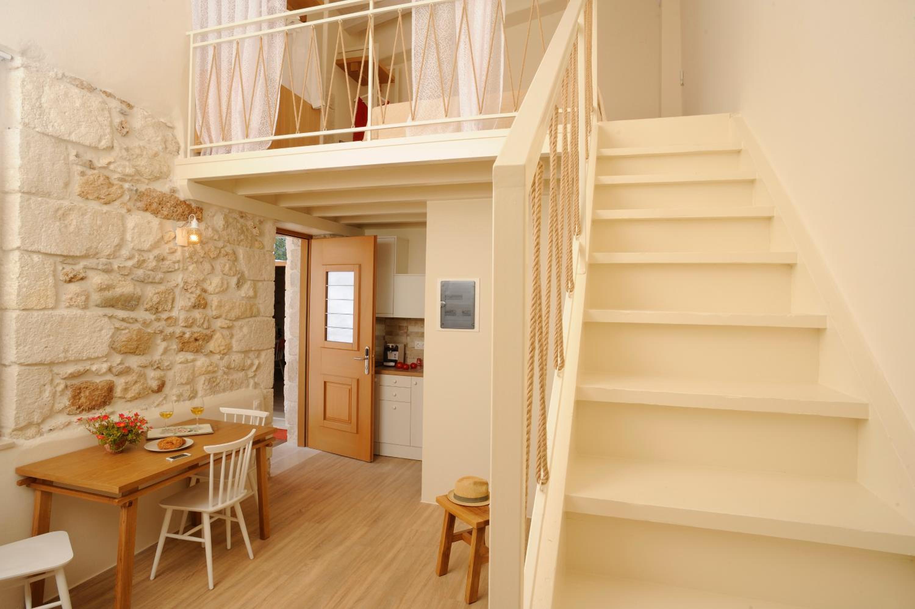 Maisonette photo 3