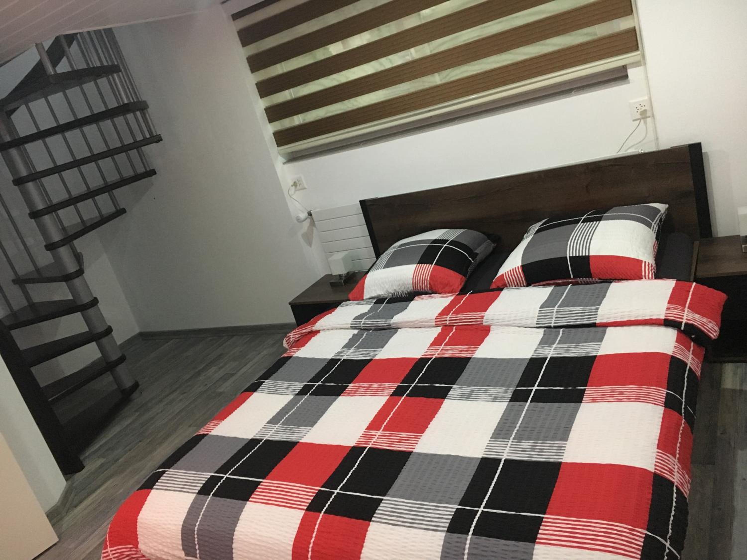 Apartment - Photo 5