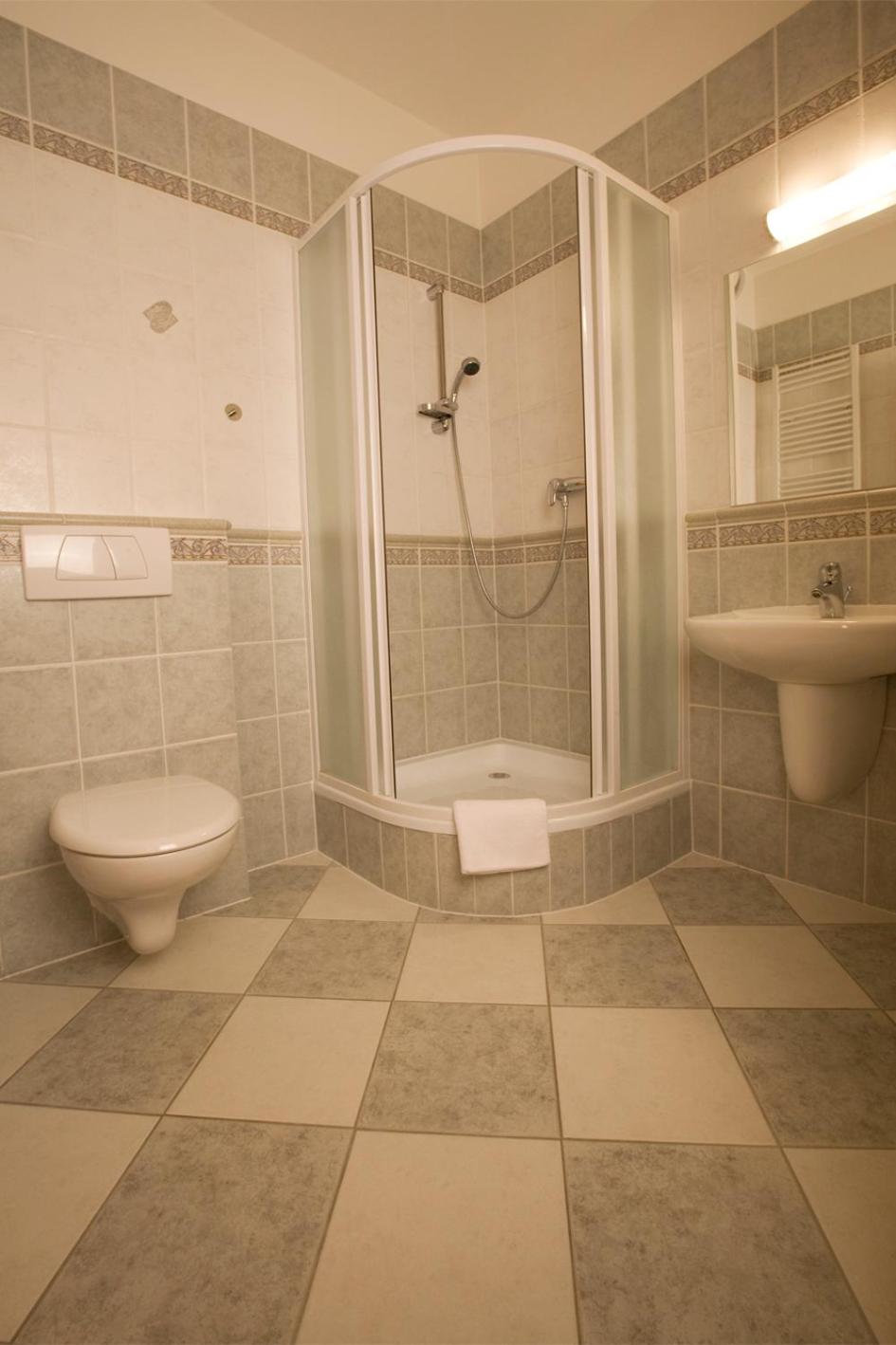Double or Twin Room - Photo 5