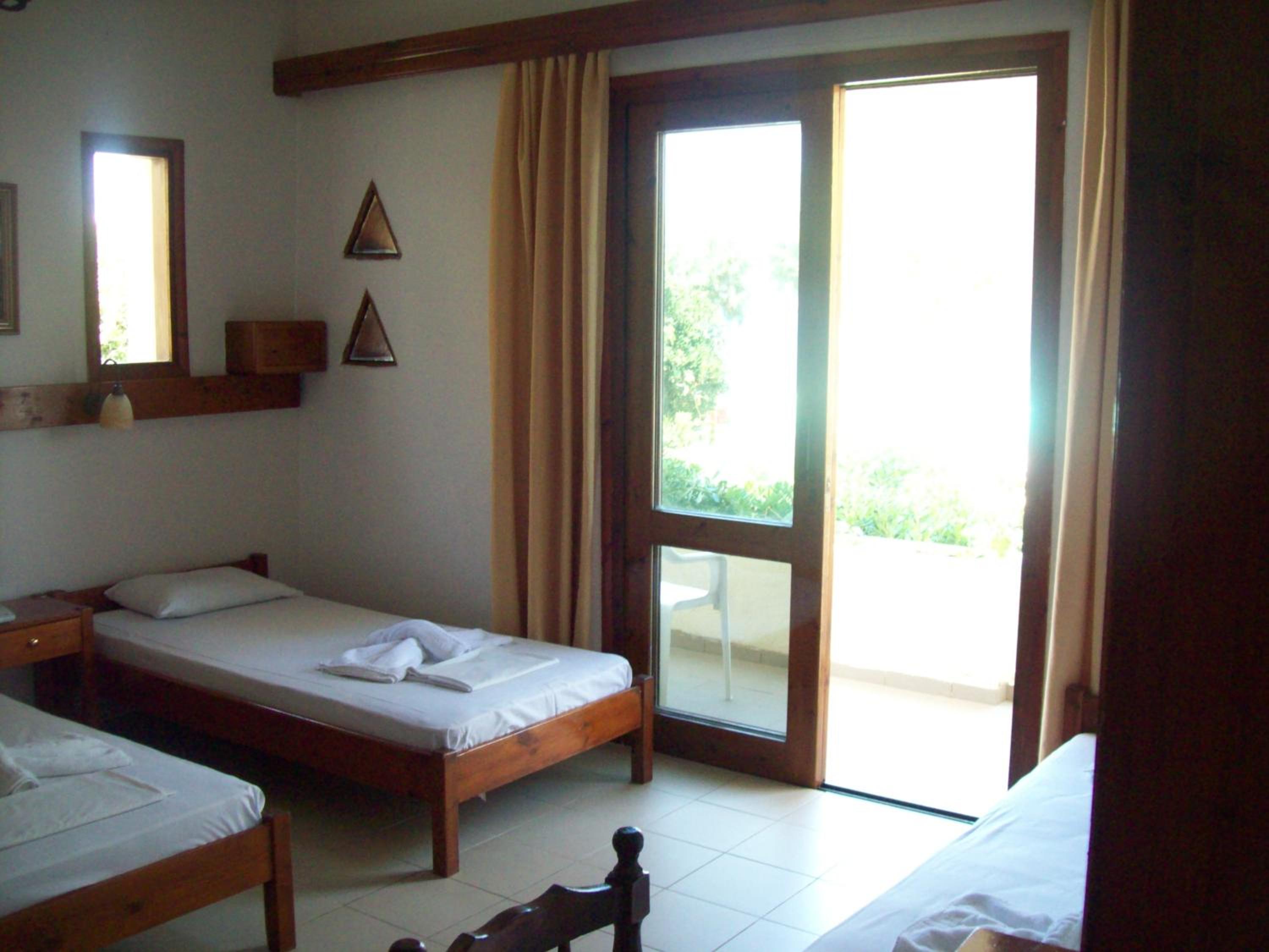 Studio with Sea View (3 Adults) photo 3