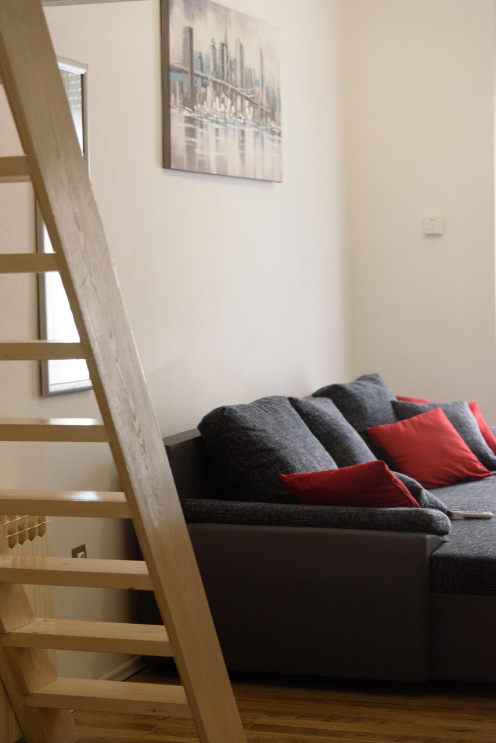 Studio Apartment