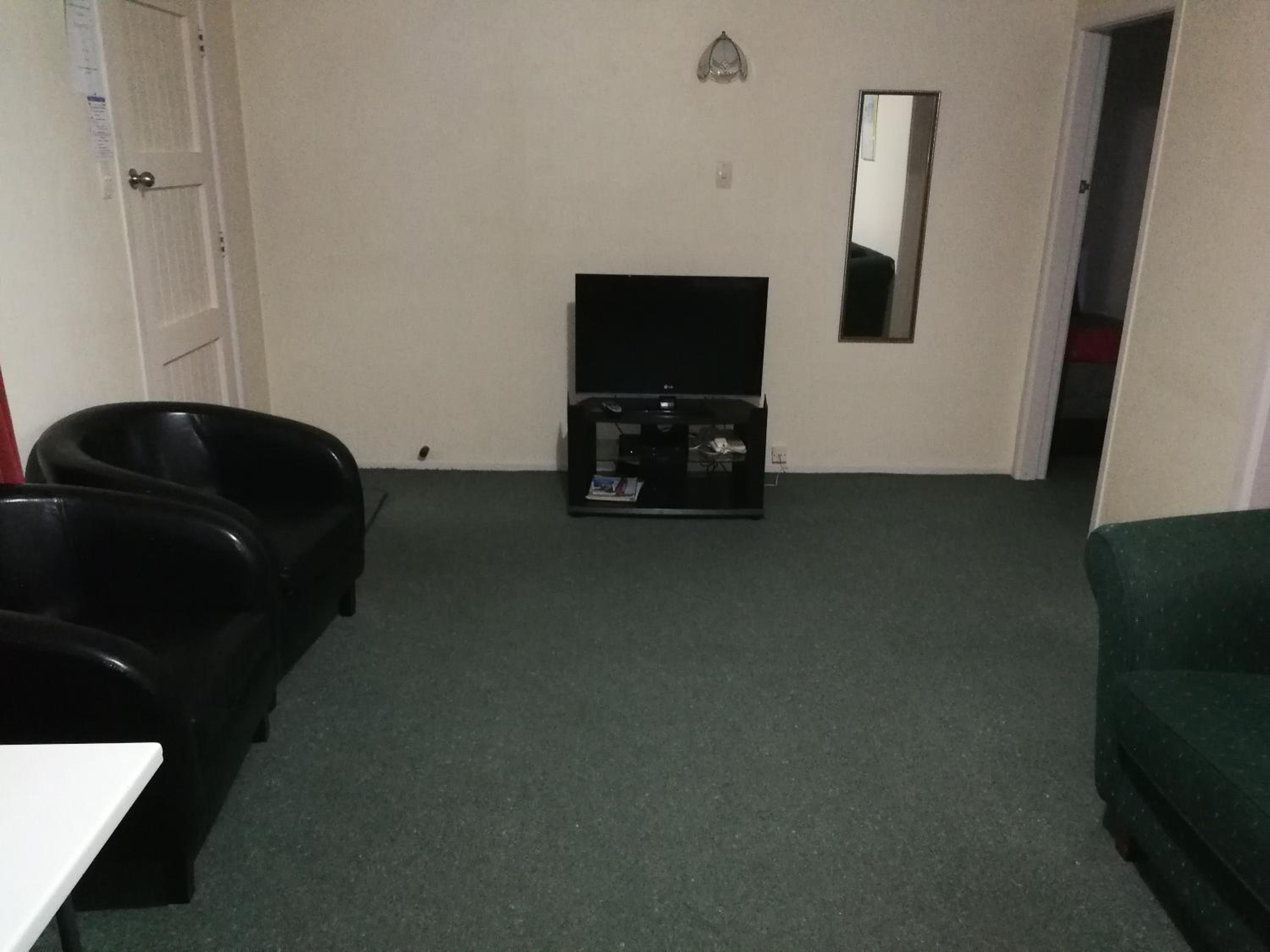 Apartment With Disability Access - Photo 6