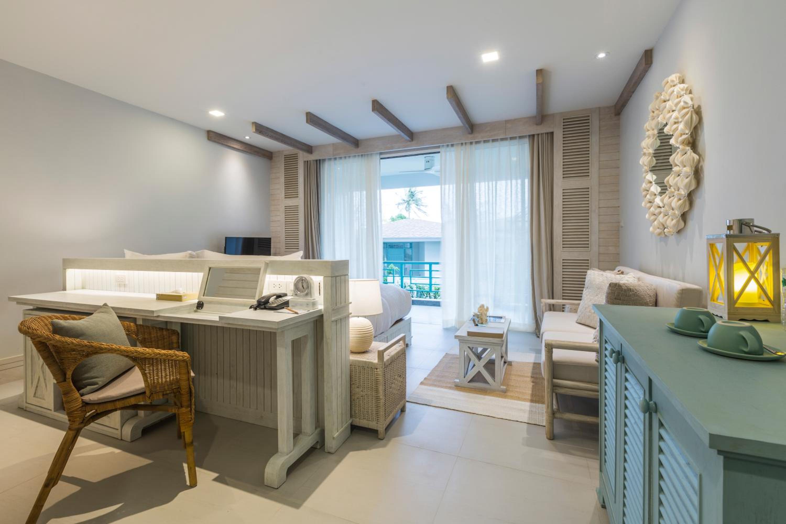 Deluxe Double or Twin Room with Balcony