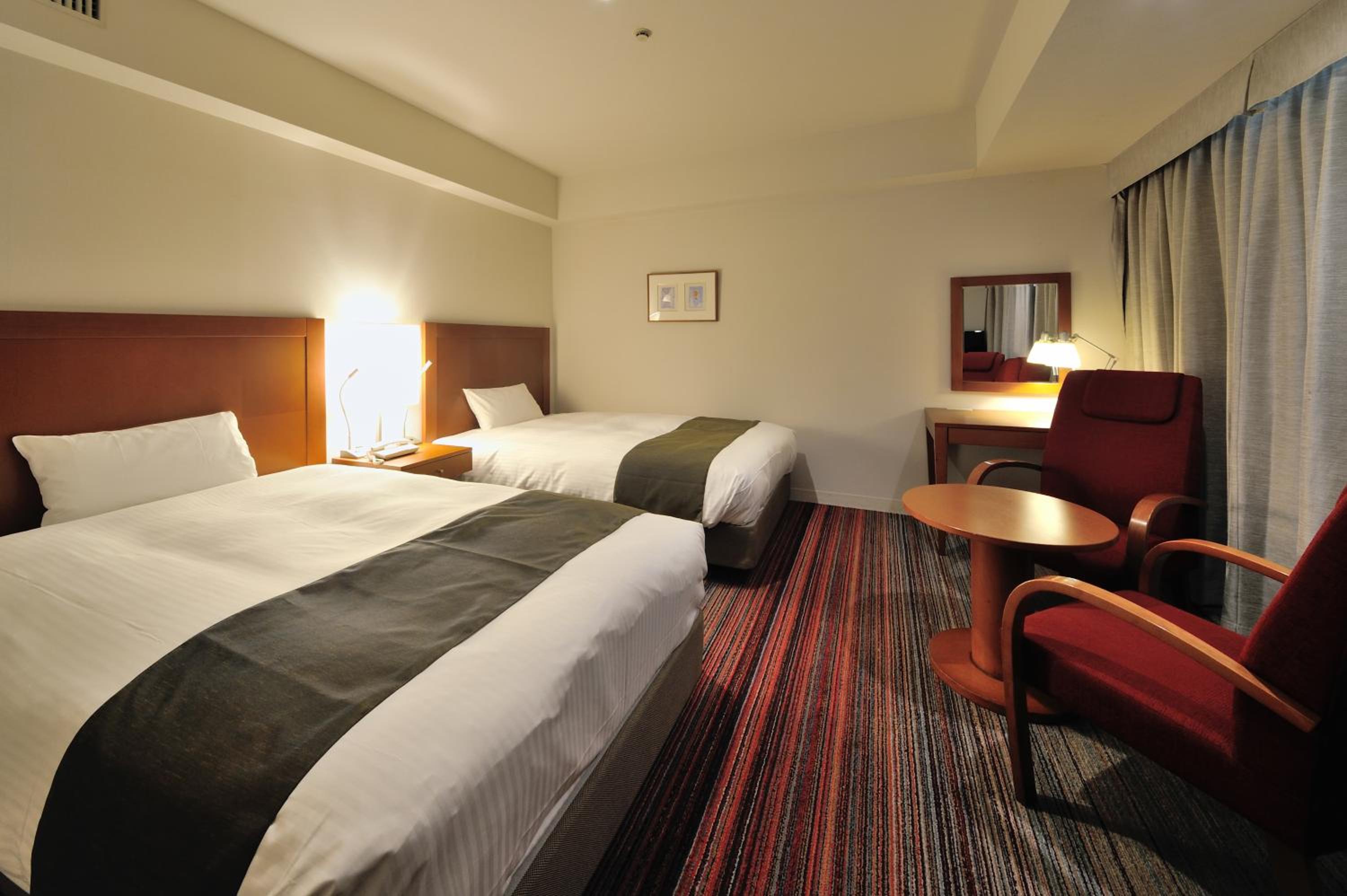 Twin Room - Non-Smoking