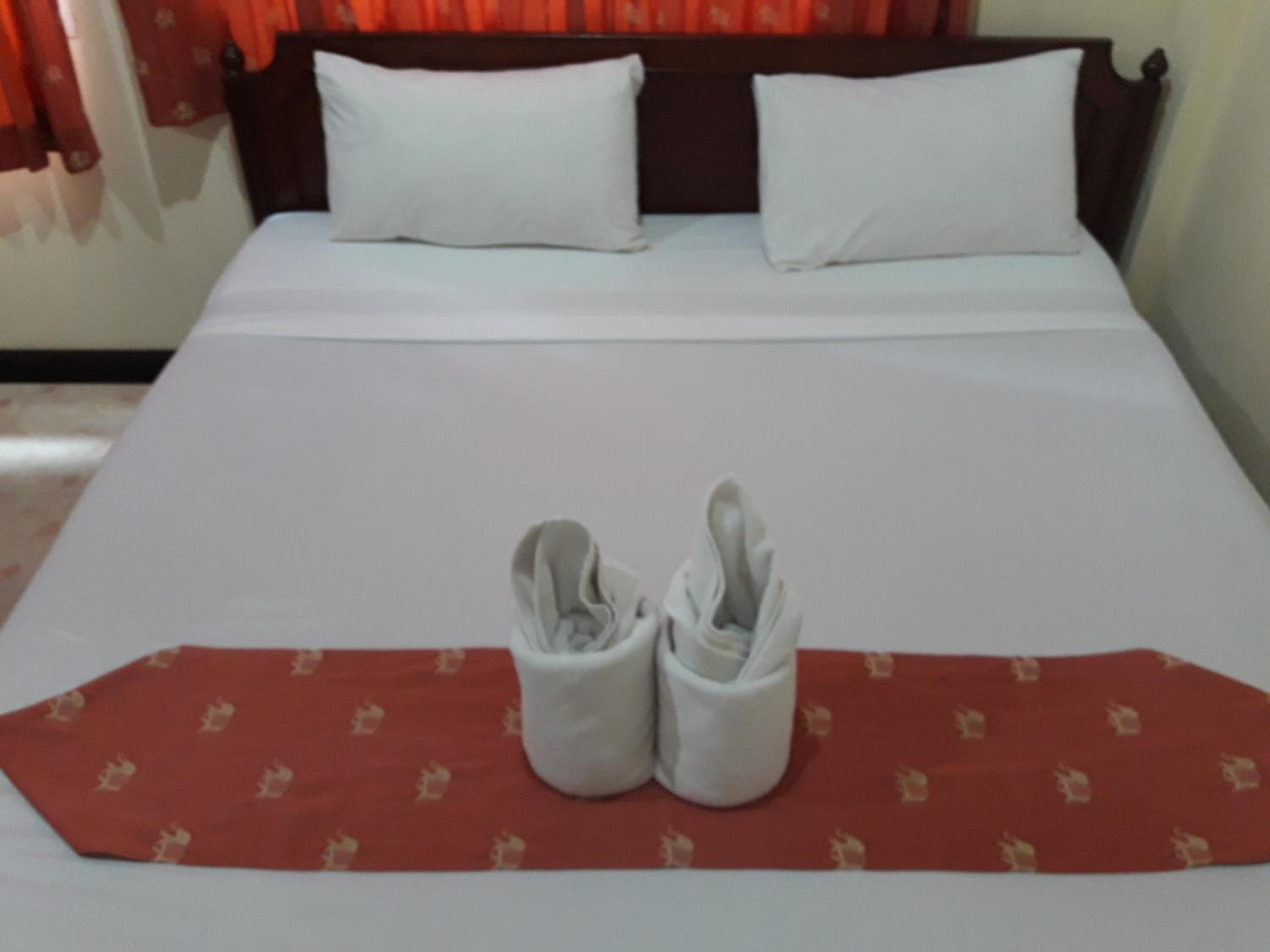 Deluxe Double Room (2 Adults + 1 Child) photo 1
