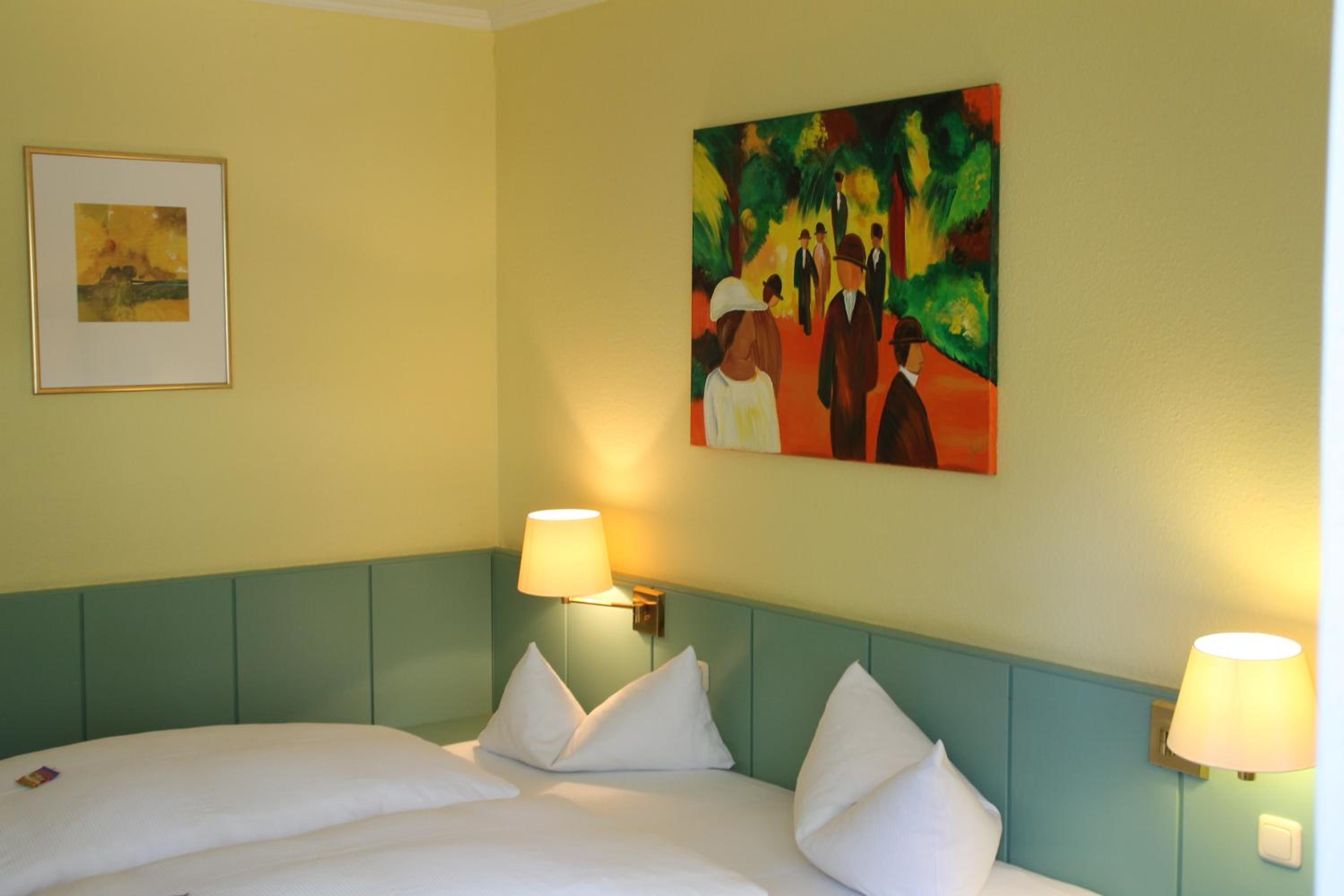 Double or Twin Room photo 1