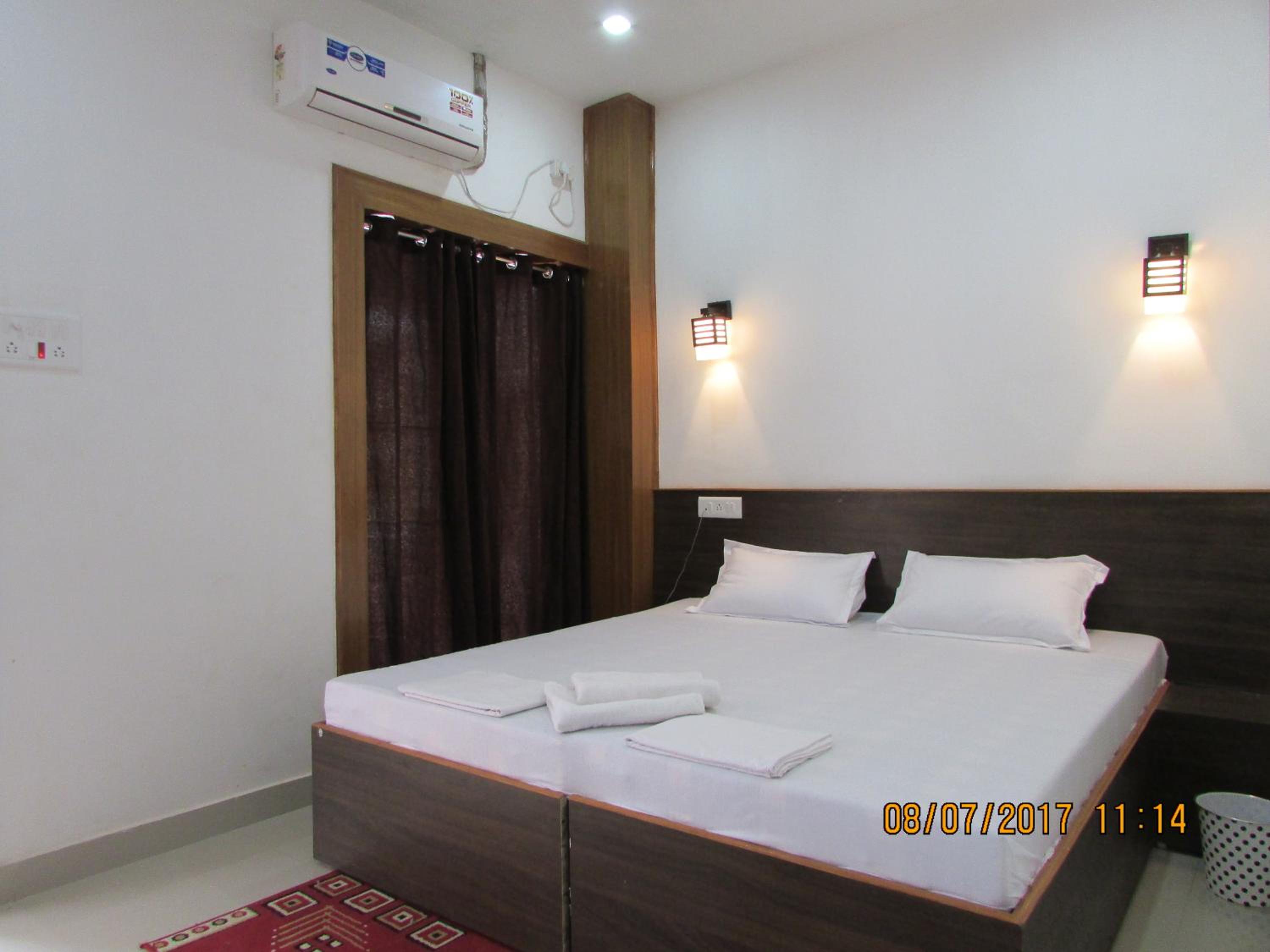 Deluxe Double Room - Photo 2
