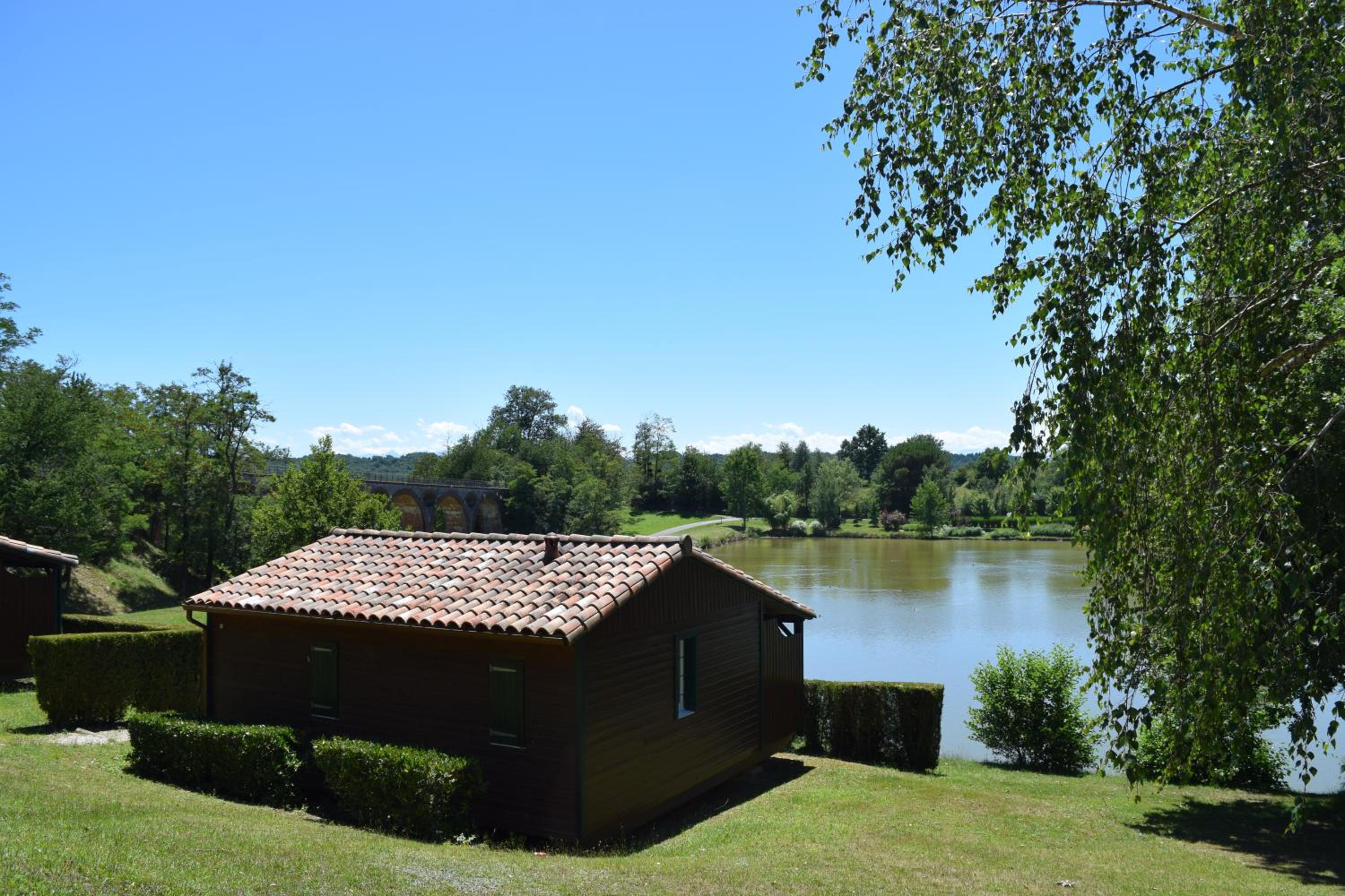 Chalet (6 Adults)