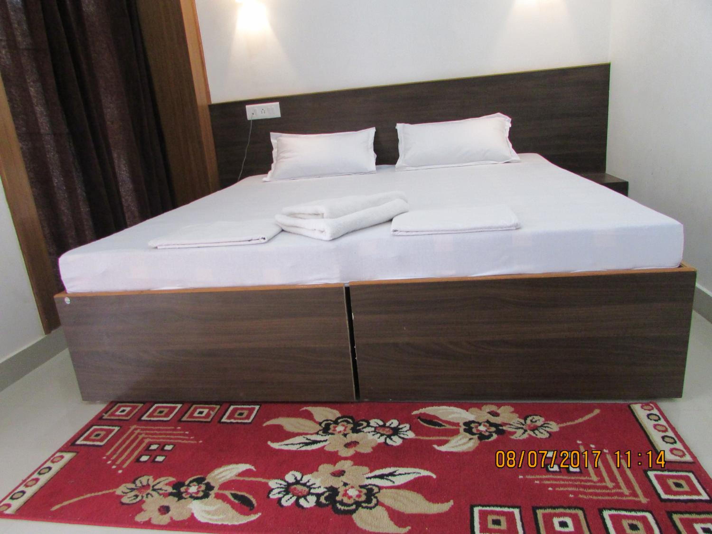Deluxe Double Room - Photo 4
