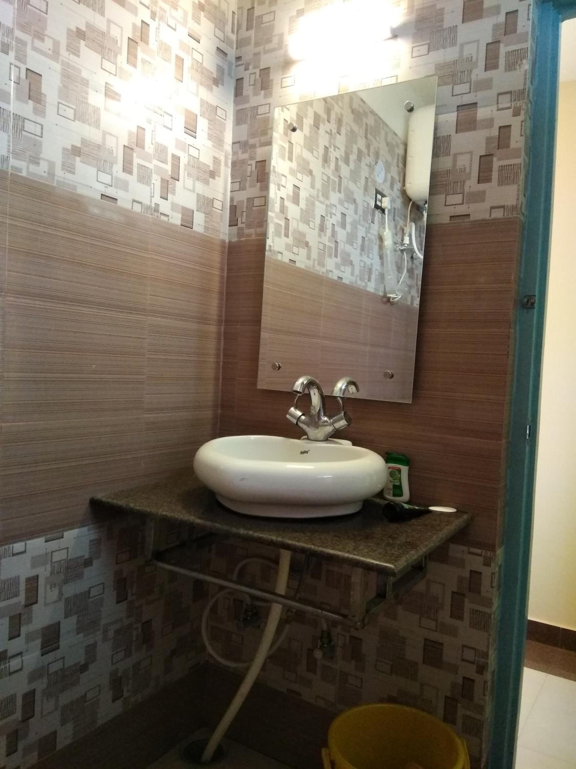 Standard Single Room photo 3
