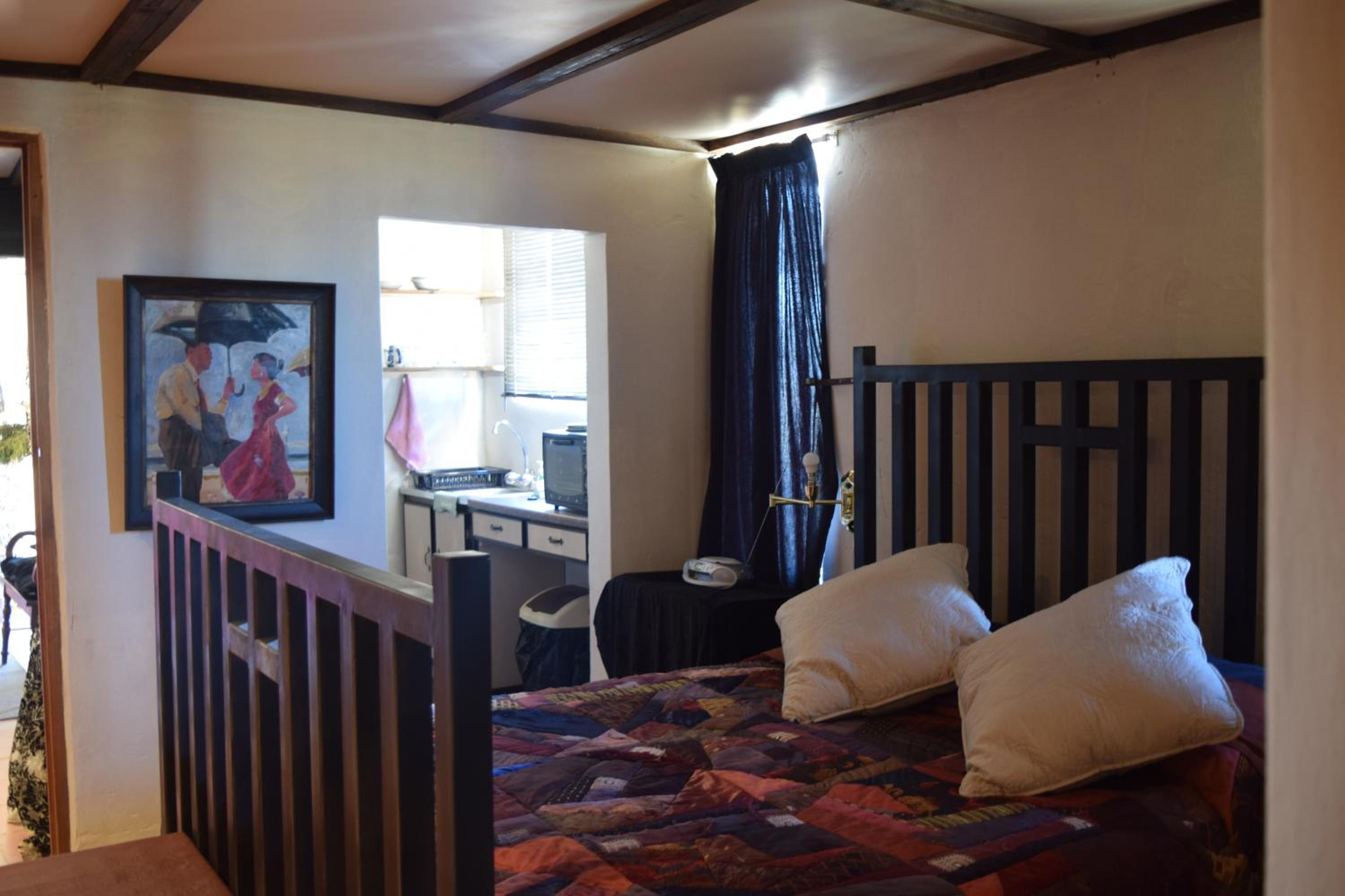 Deluxe Double Room with Bath - Photo 1