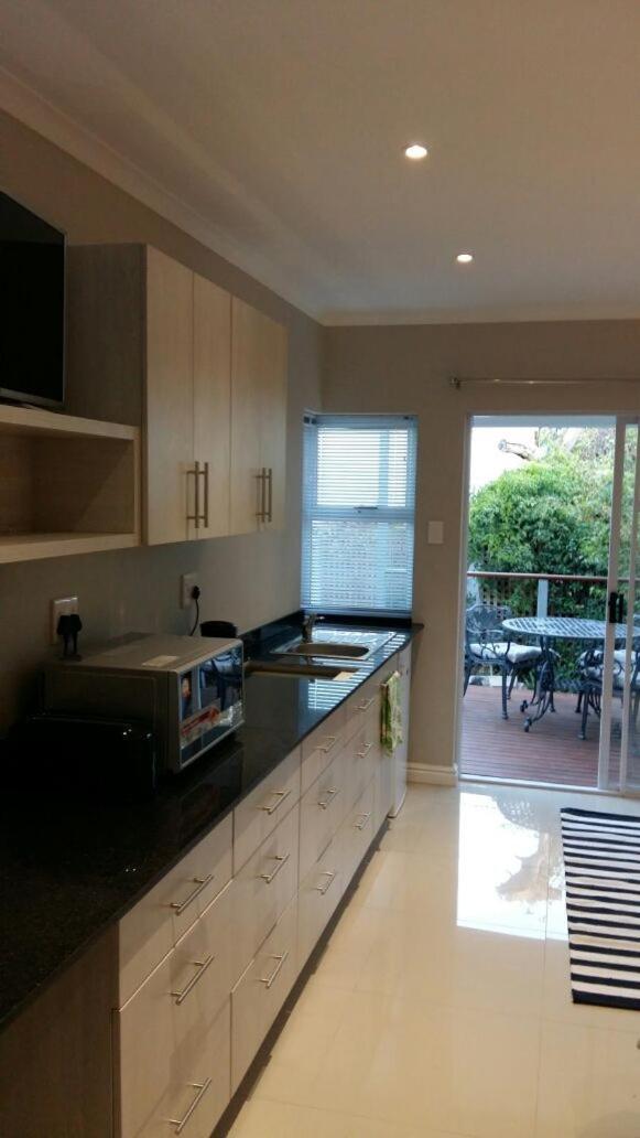 Apartment with Garden View - Photo 12