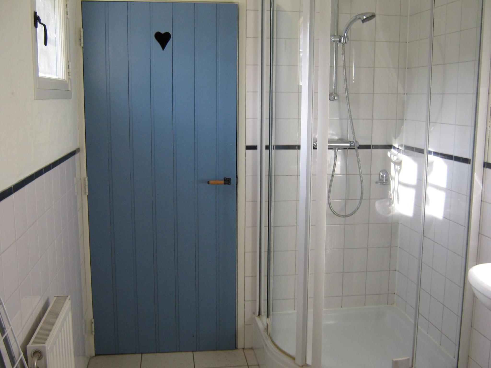 One-Bedroom House photo 2