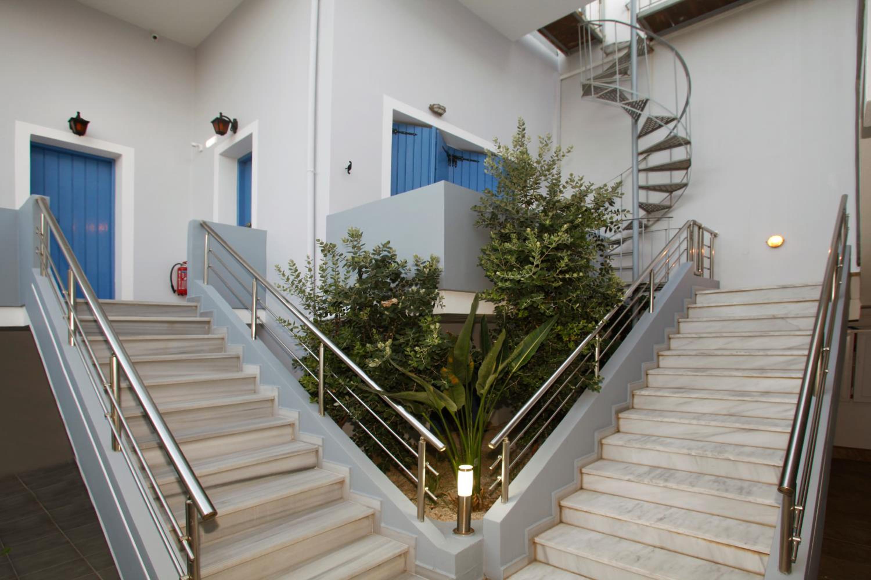 Apartment with Balcony photo 3