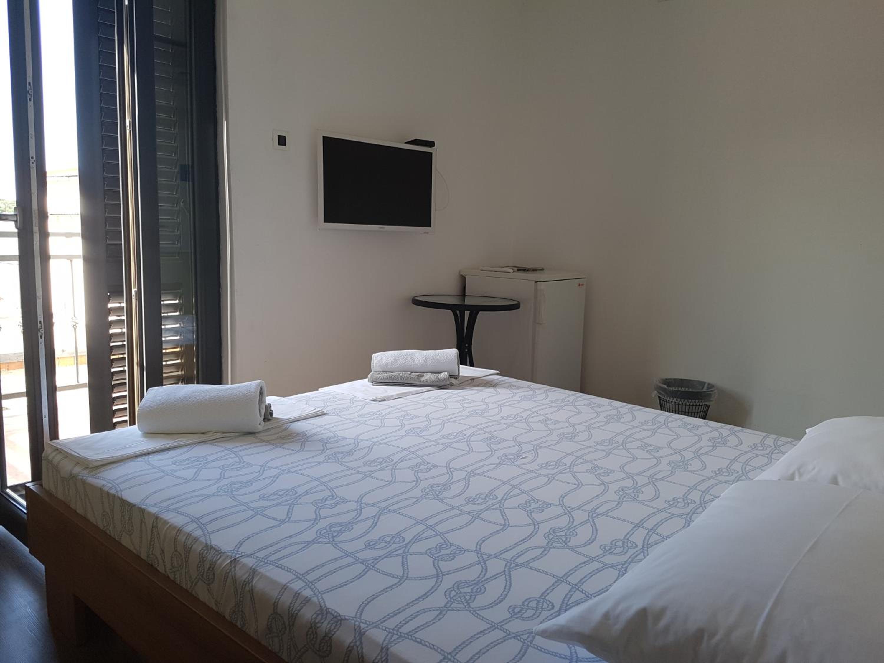 Double Room with Private External Bathroom