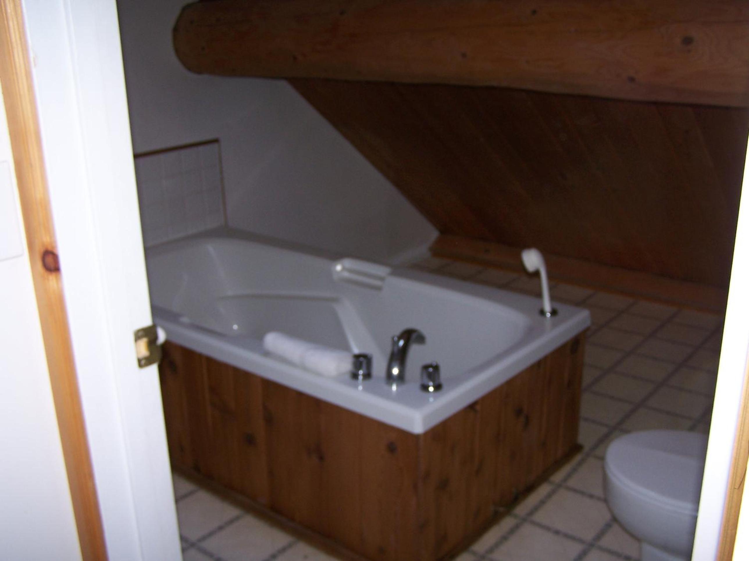Queen Room with Balcony photo 2