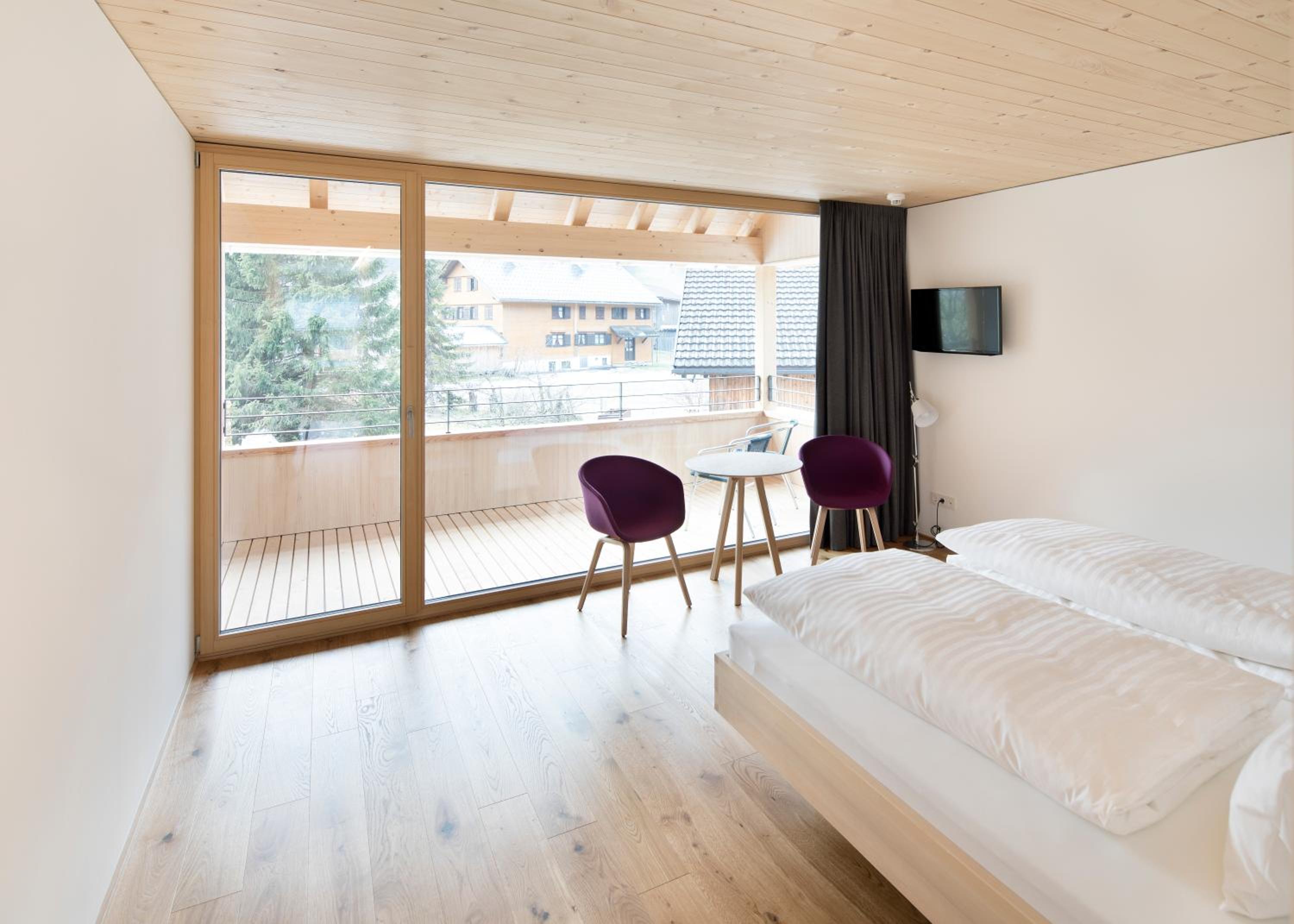 Junior Suite with Balcony photo 2