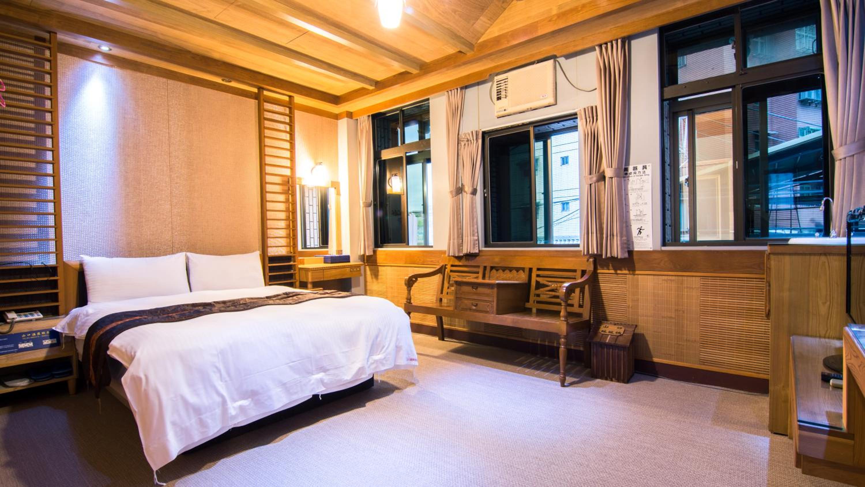 Standard Double Room - Photo 5