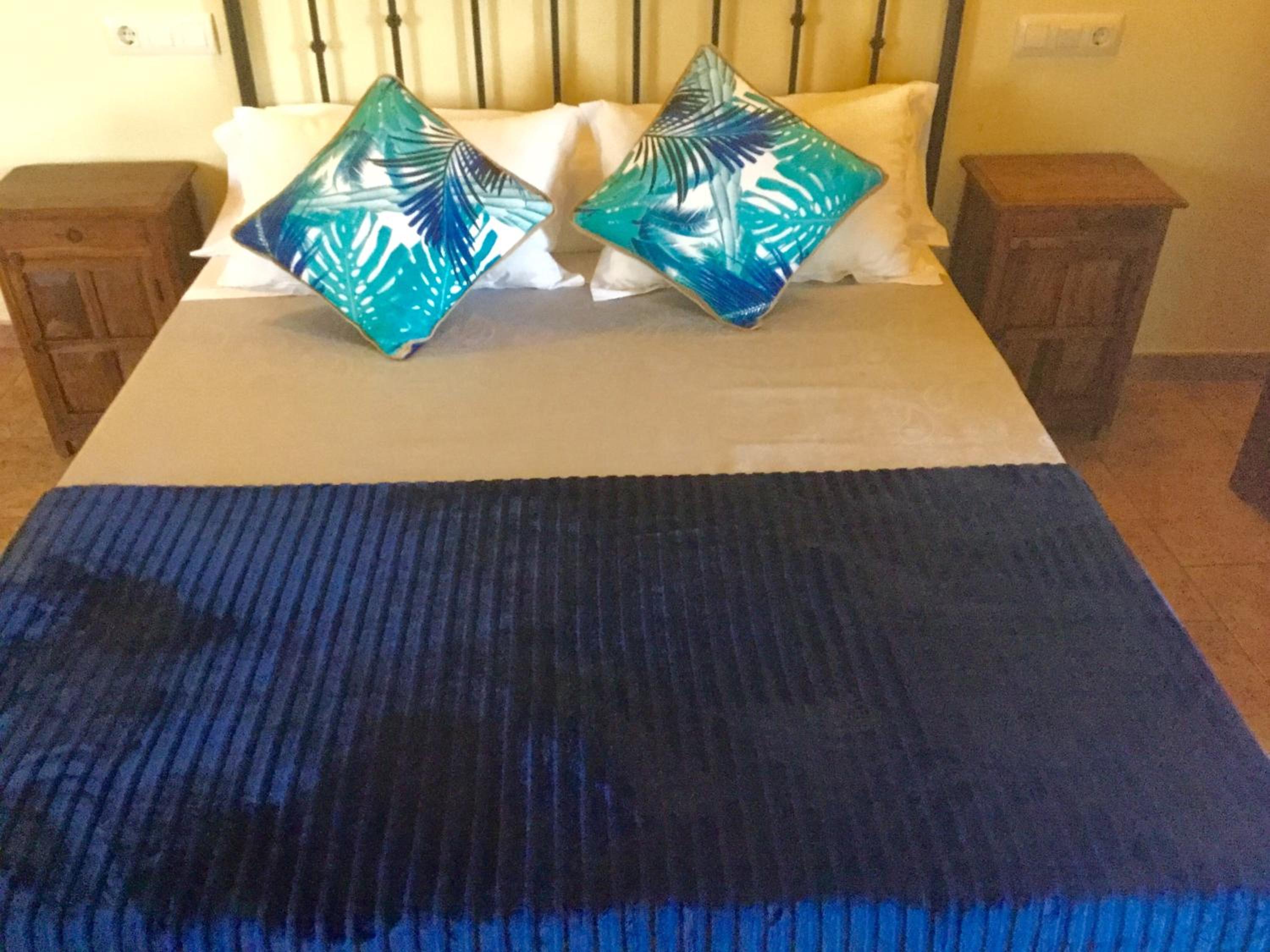 Double or Twin Room - Photo 2