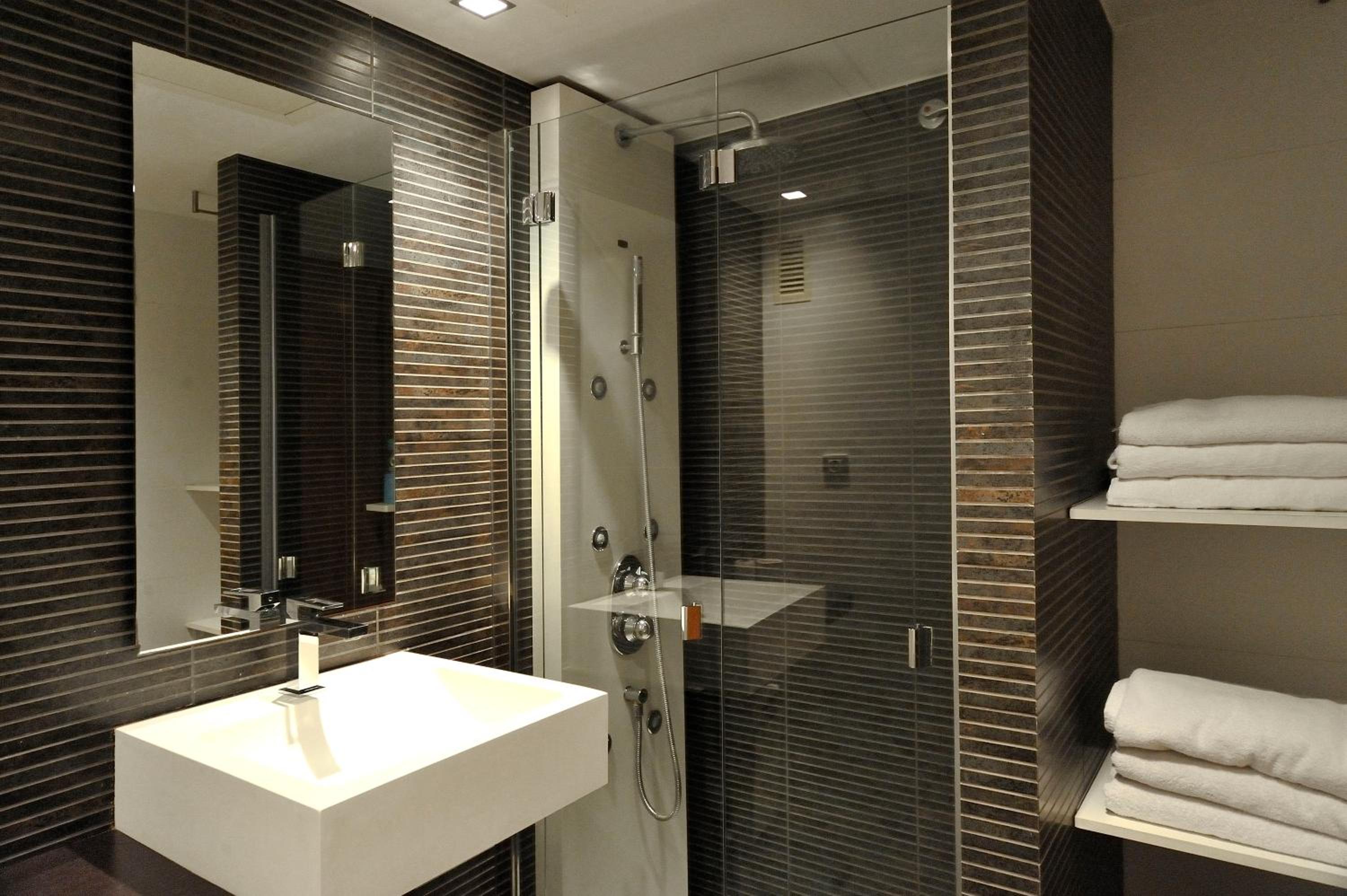 Three-Bedroom Apartment with Sea View photo 3