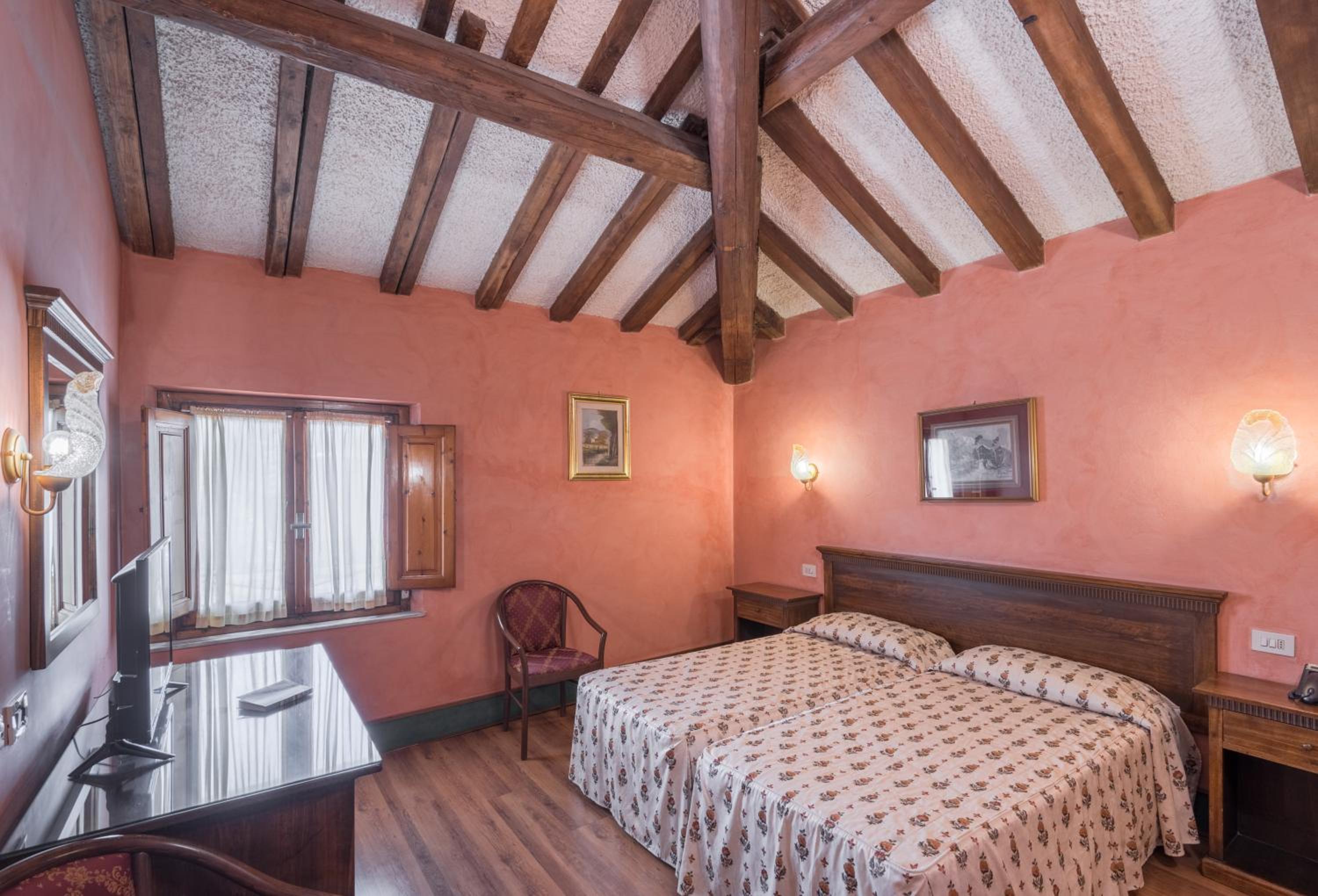 Superior Double Room - Photo 4