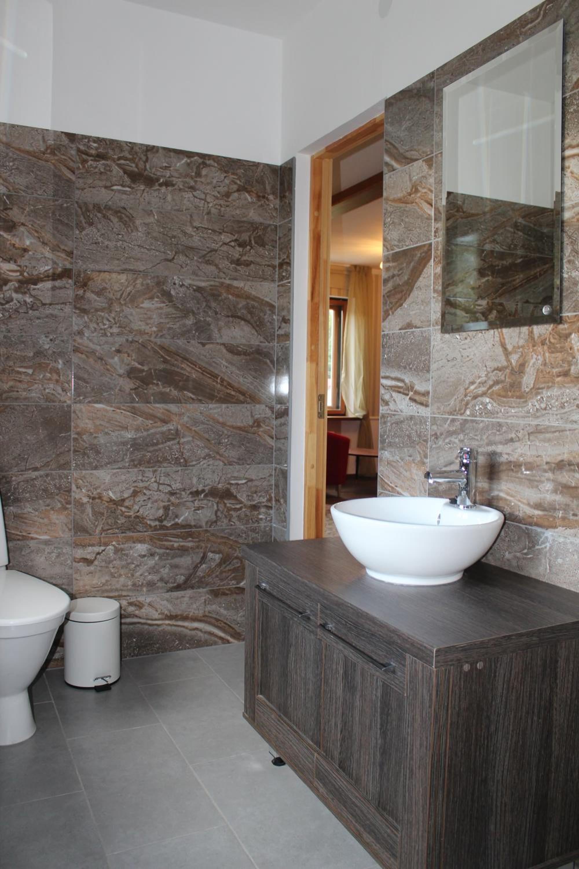 Superior Quadruple Room - Photo 7